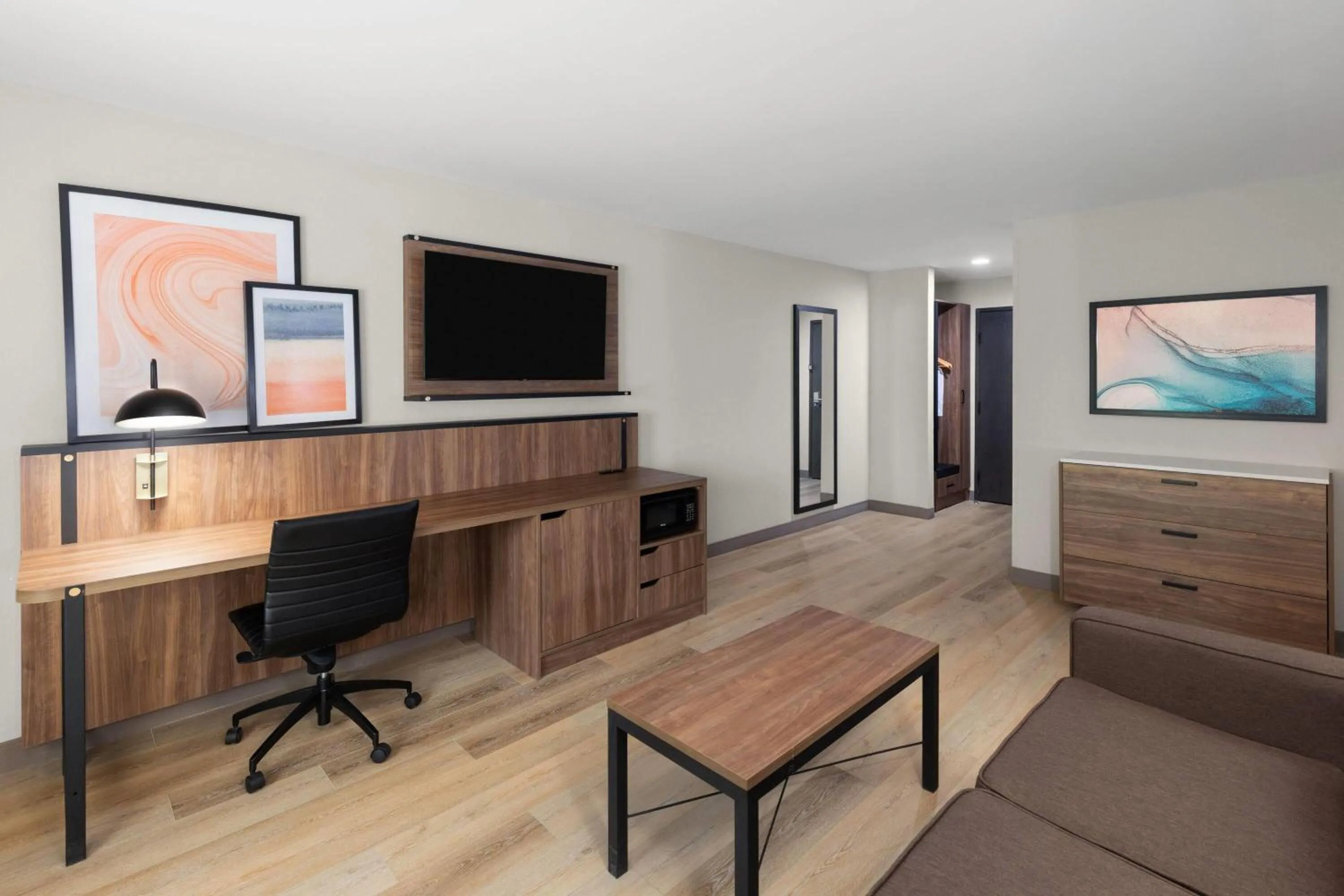 Photo of the whole room in Wingate by Wyndham Augusta I-20