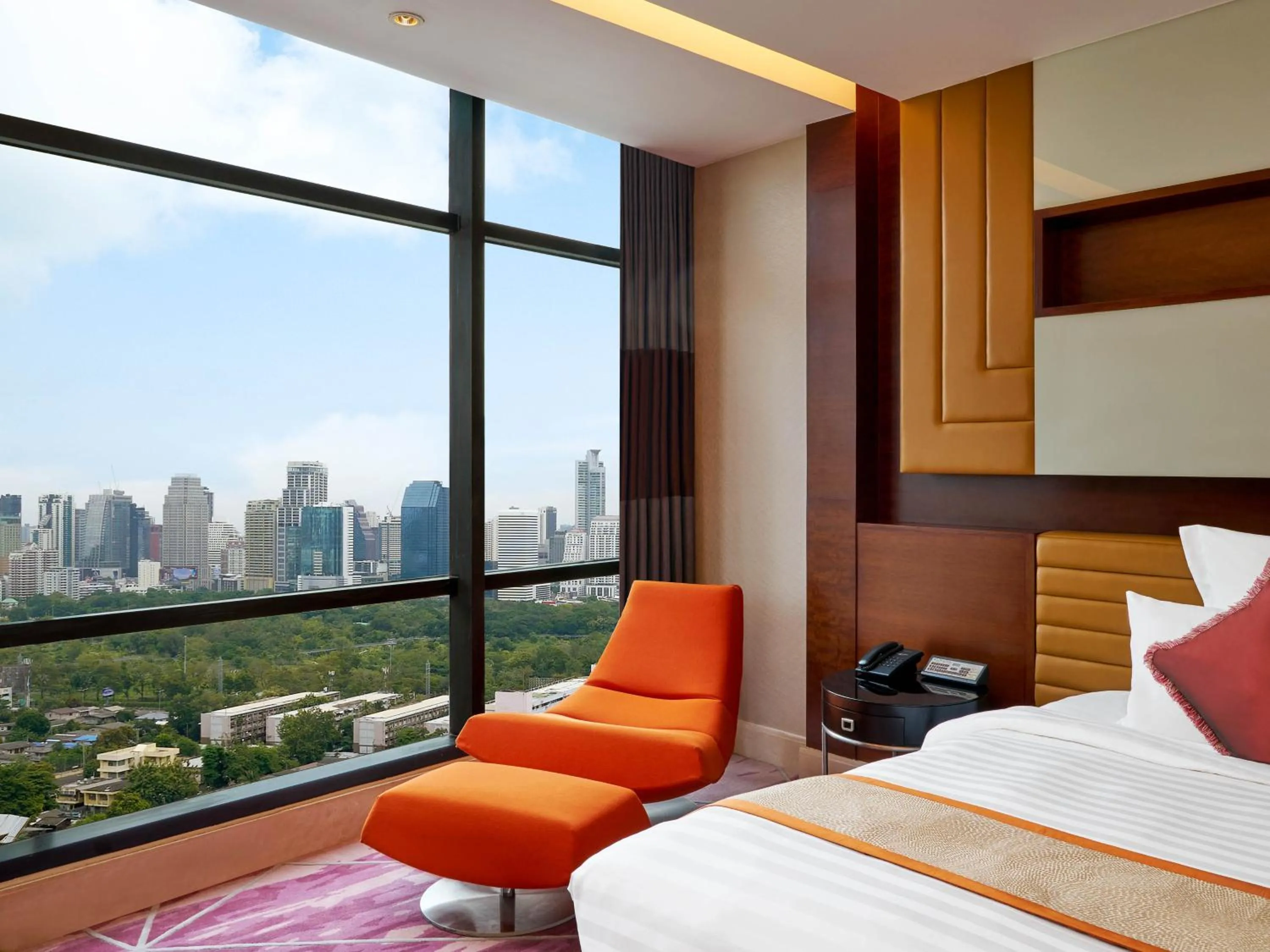 View (from property/room), Bed in AETAS lumpini