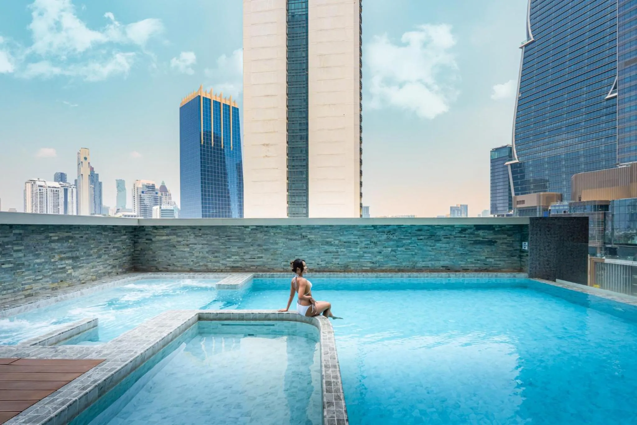 Swimming pool in AETAS lumpini