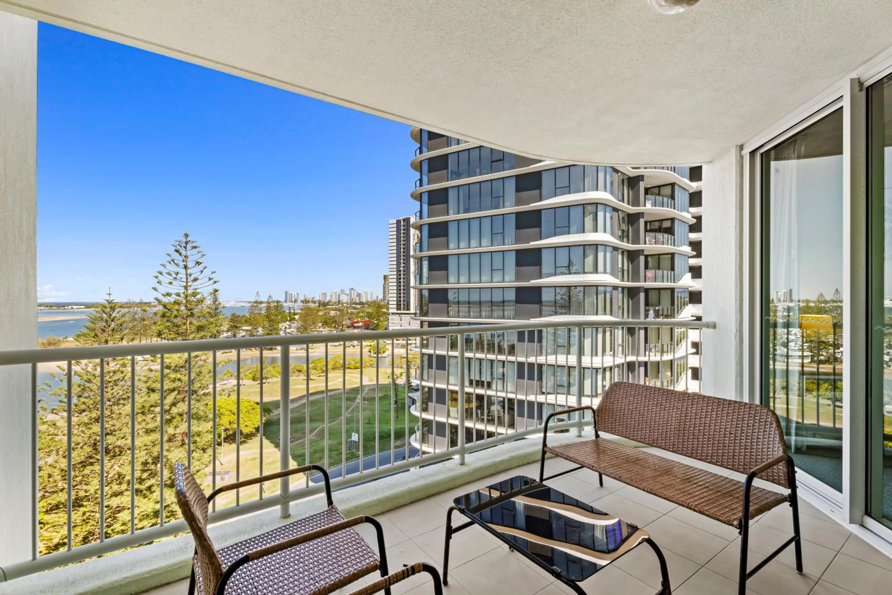 Balcony/Terrace in Crystal Bay On The Broadwater