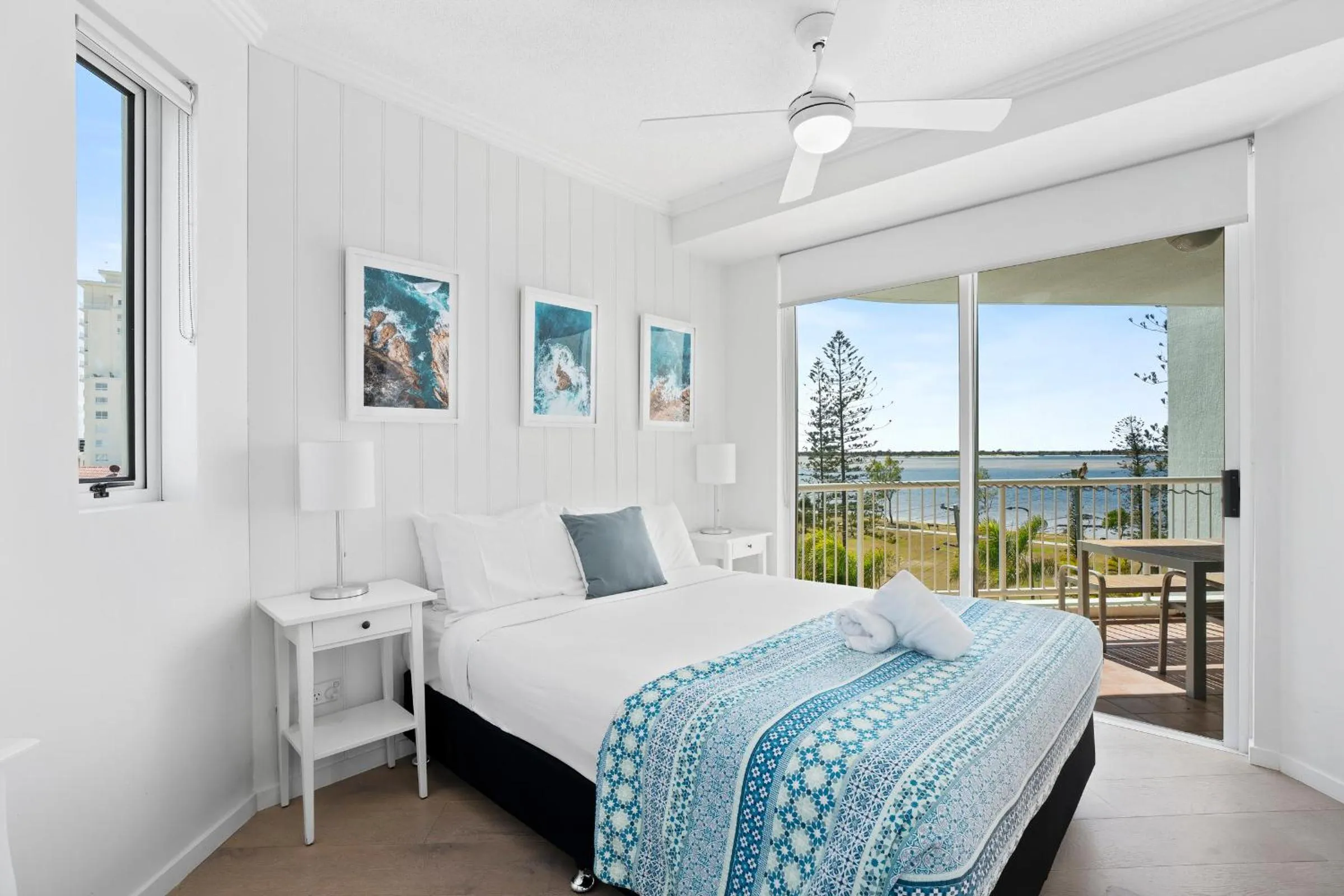 Bedroom, Bed in Crystal Bay On The Broadwater