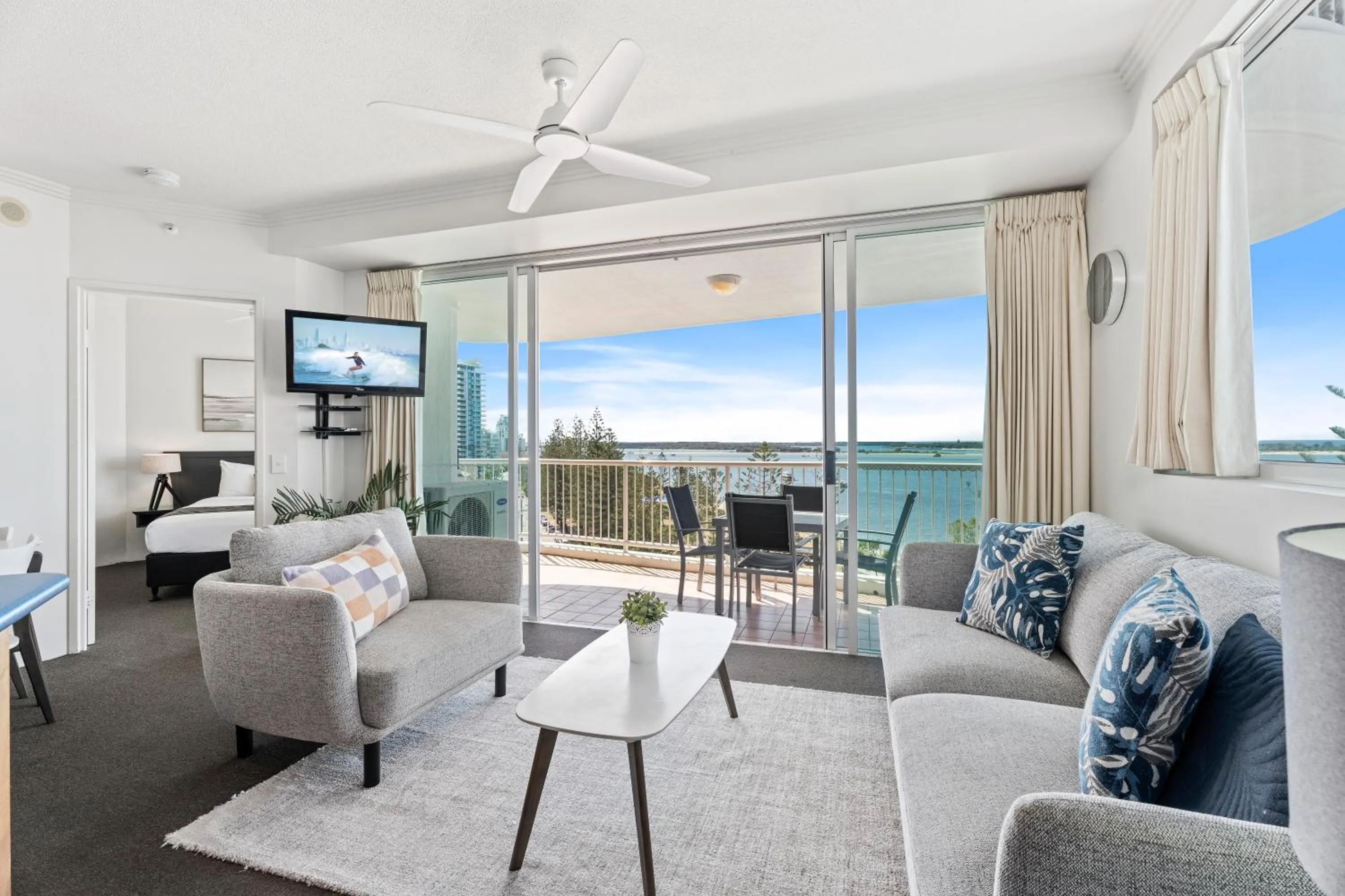 Living room in Crystal Bay On The Broadwater