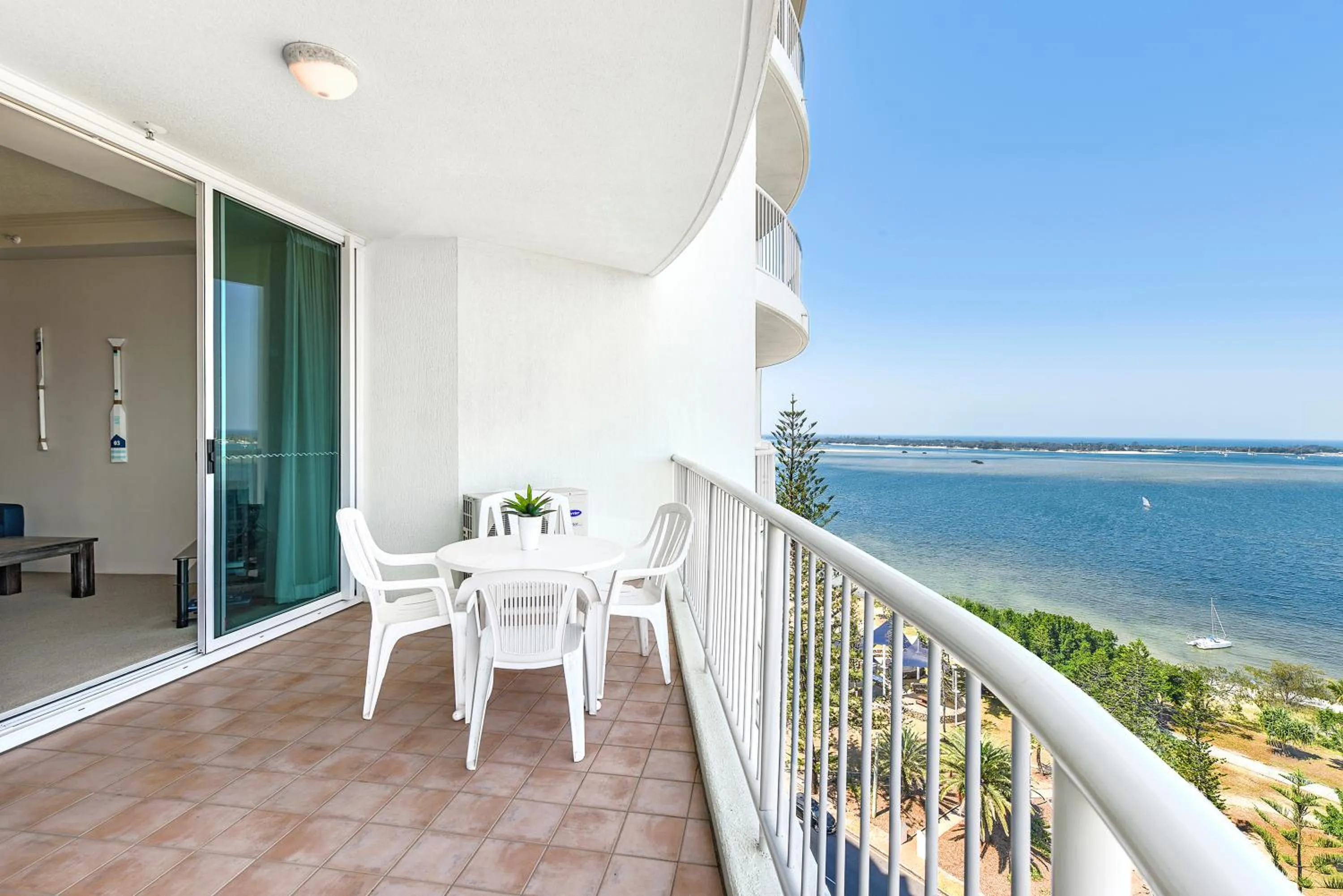 Balcony/Terrace in Crystal Bay On The Broadwater