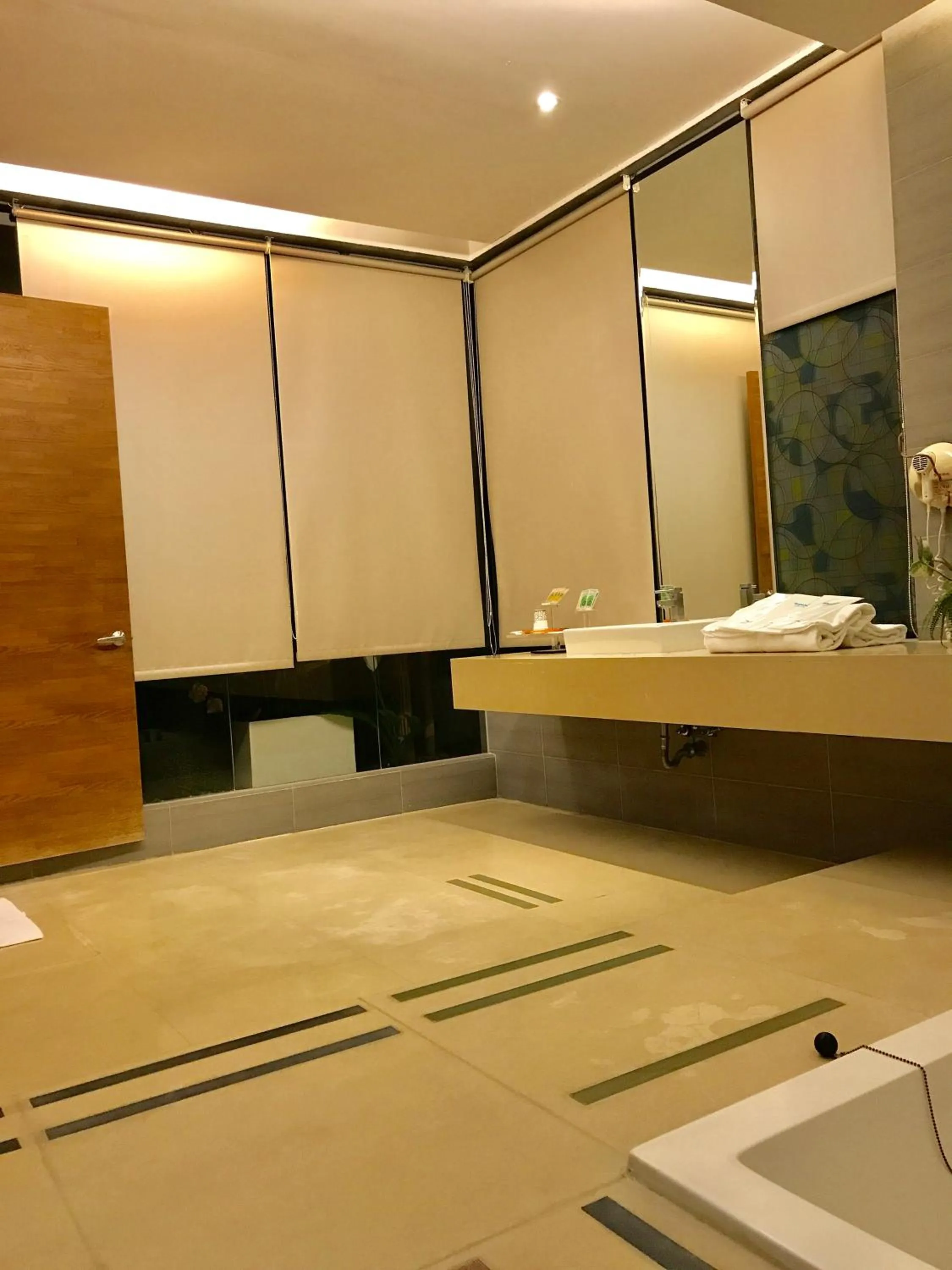 Bathroom in Hiye Fashion Motel