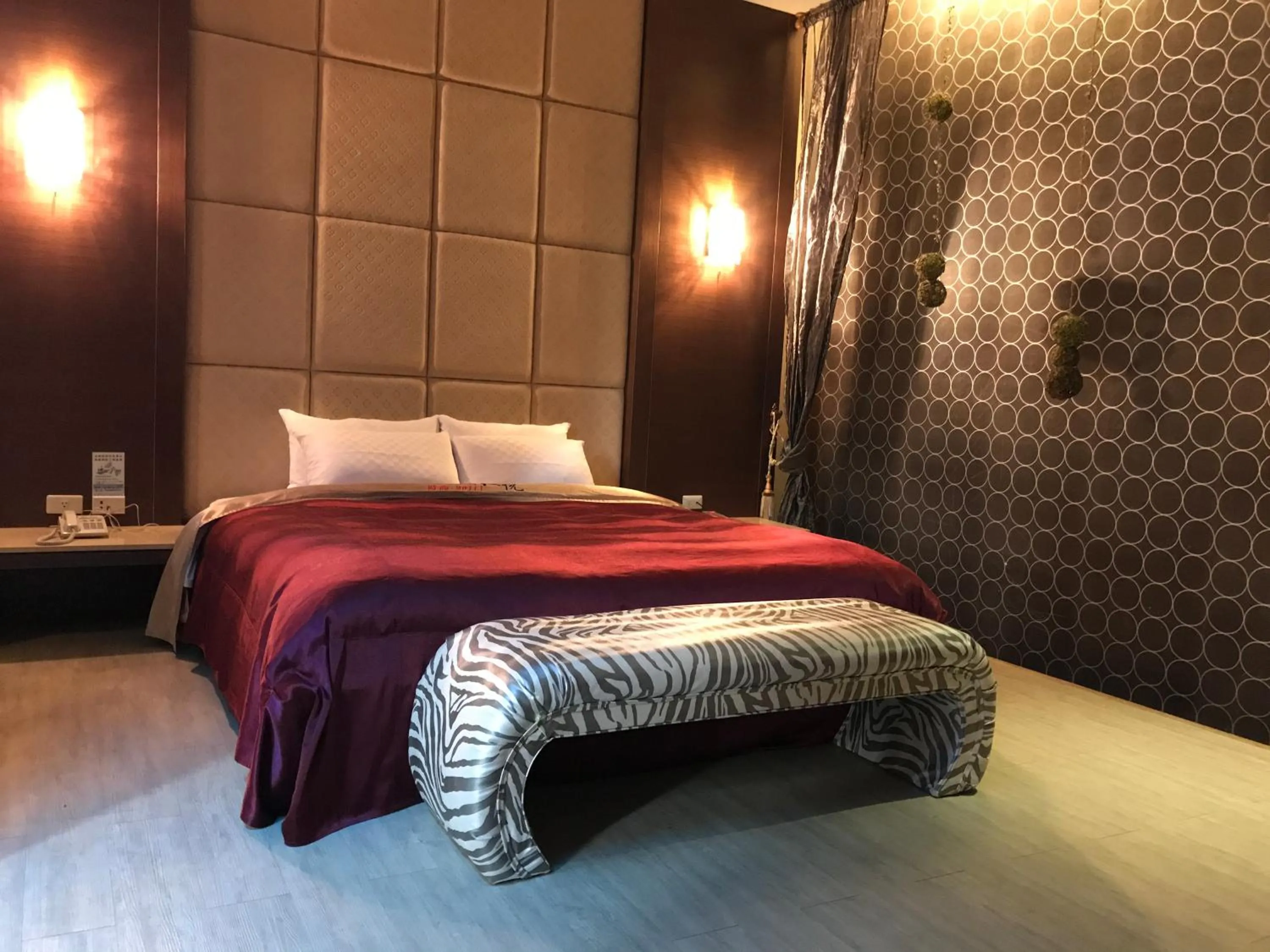 Bedroom, Bed in Hiye Fashion Motel