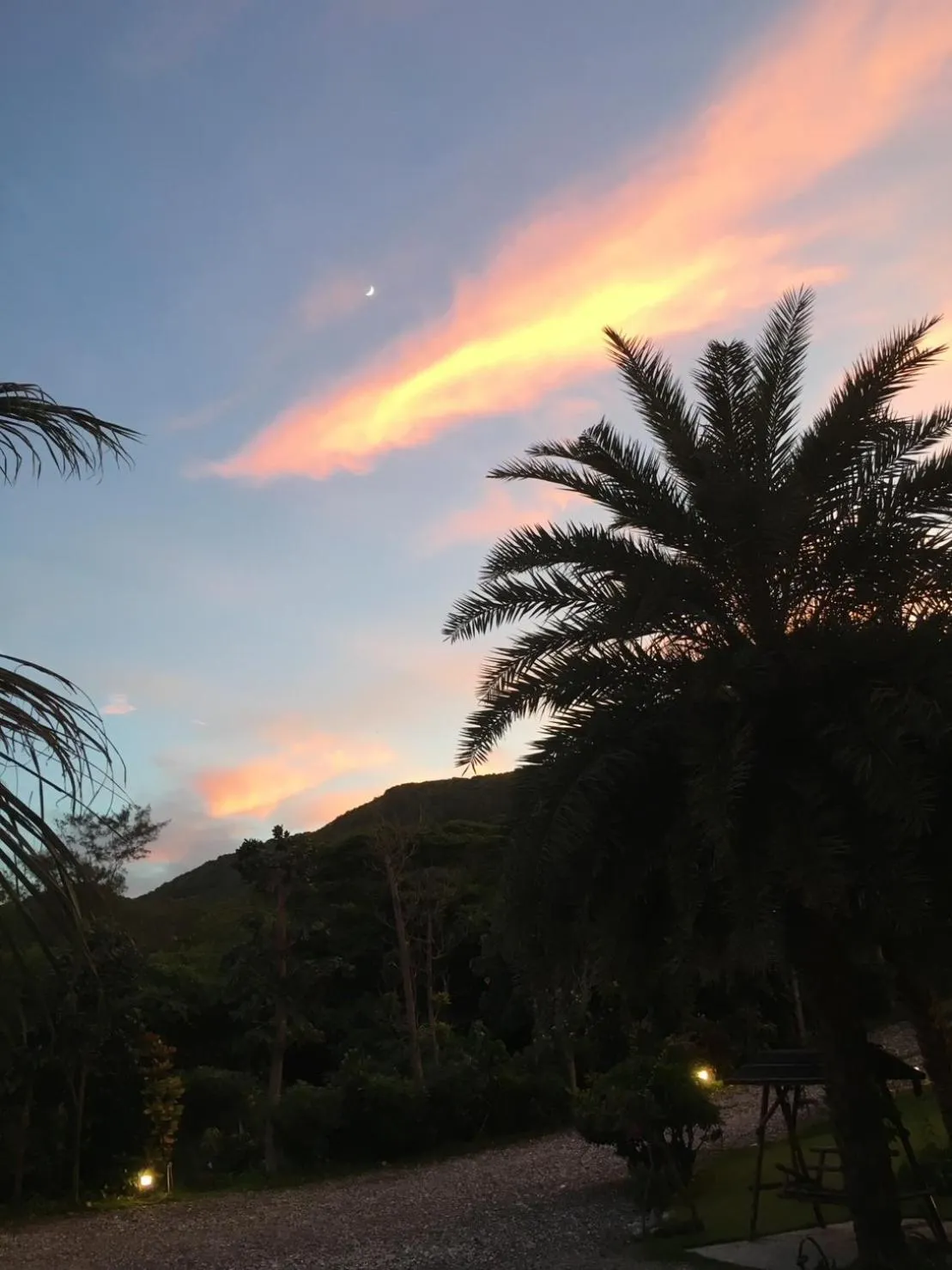 Property building in Hai Yue Homestay