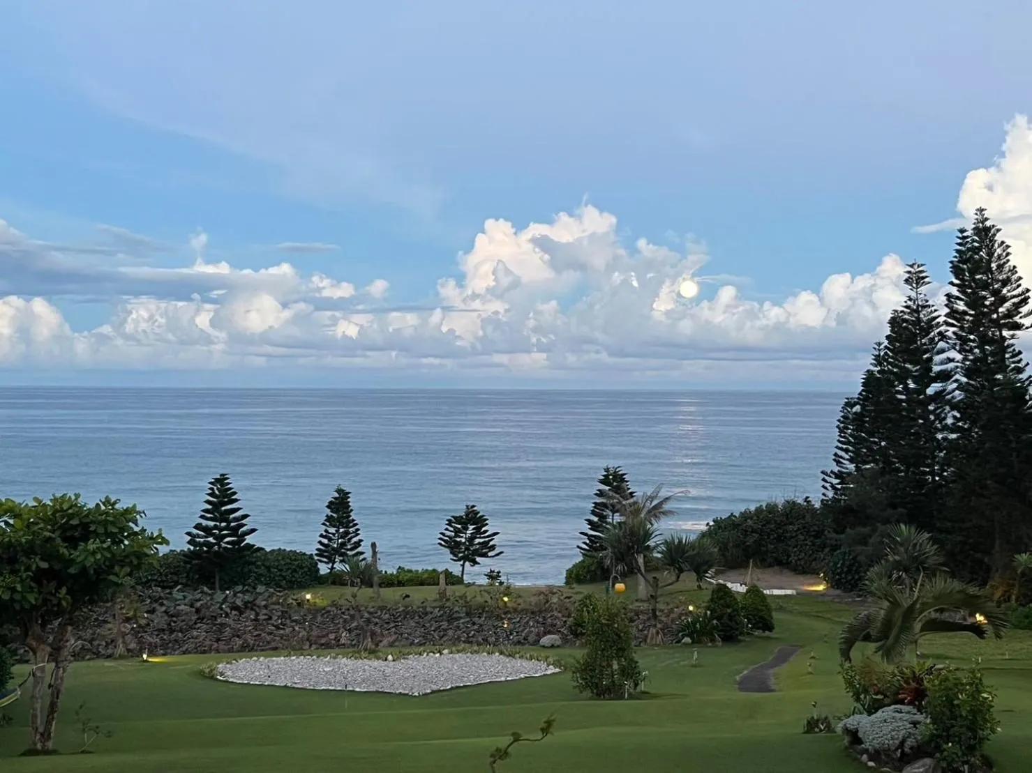 Property building in Hai Yue Homestay