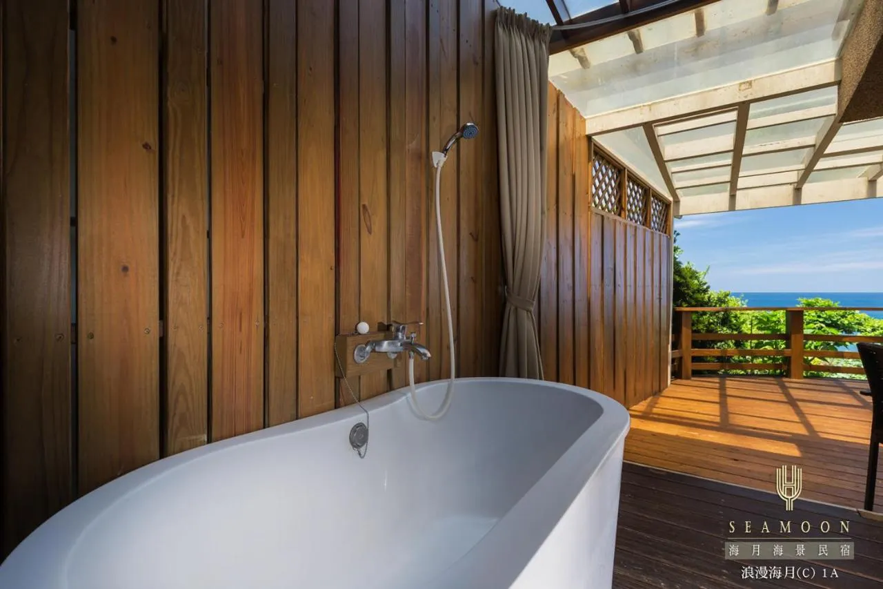 Garden view in Hai Yue Homestay