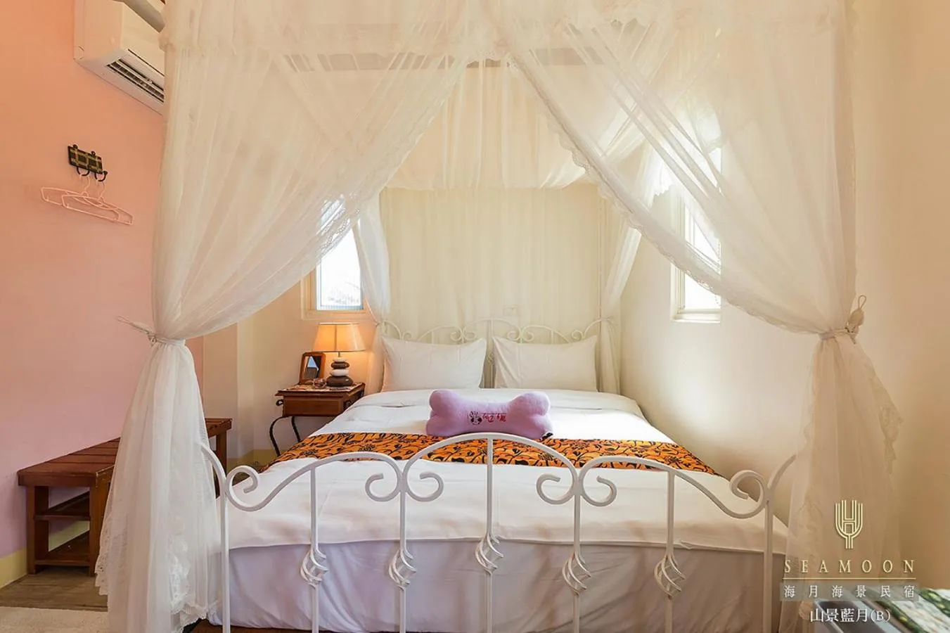 Bed in Hai Yue Homestay