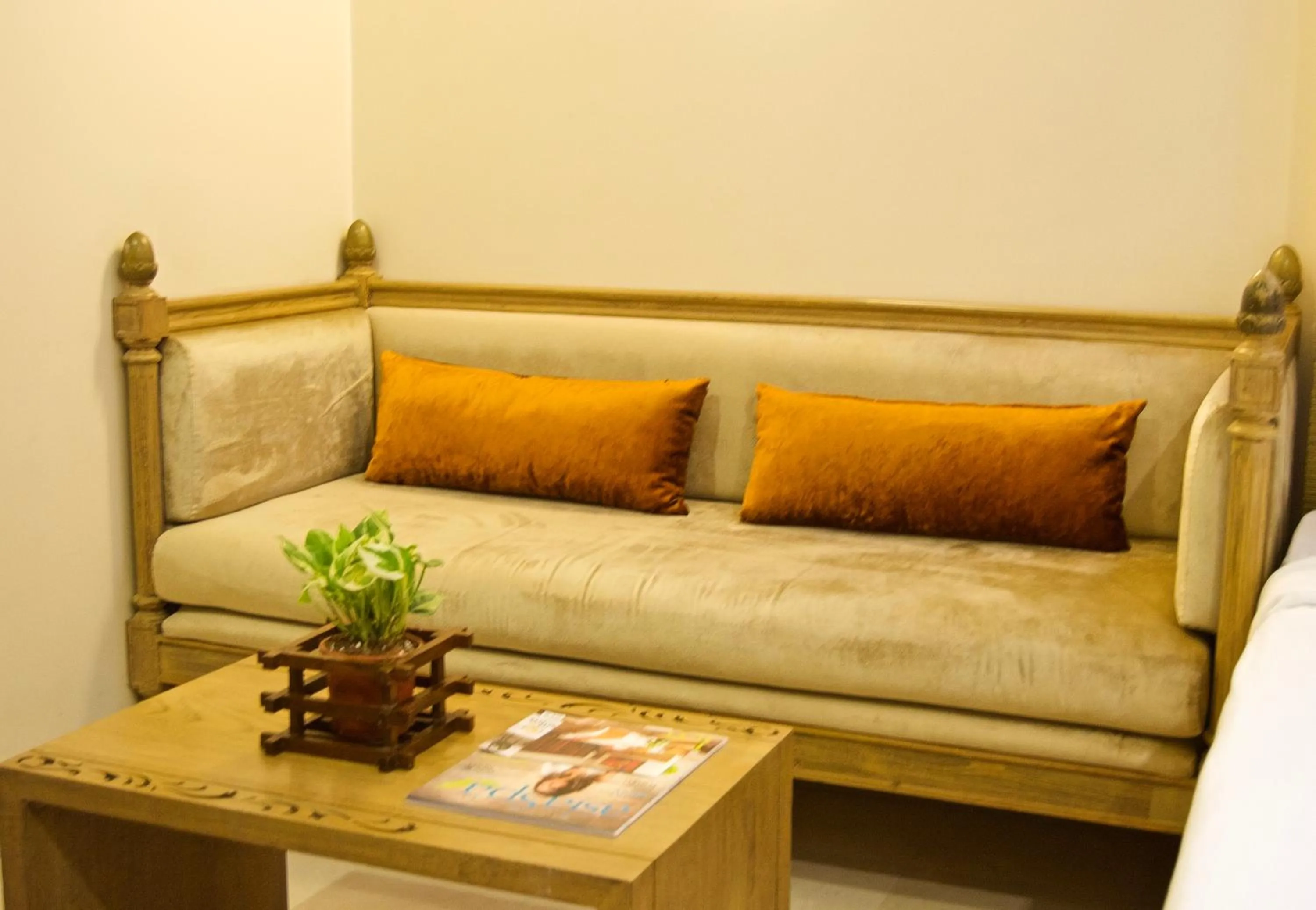 Decorative detail in Le Sutra Hotel, Khar, Mumbai