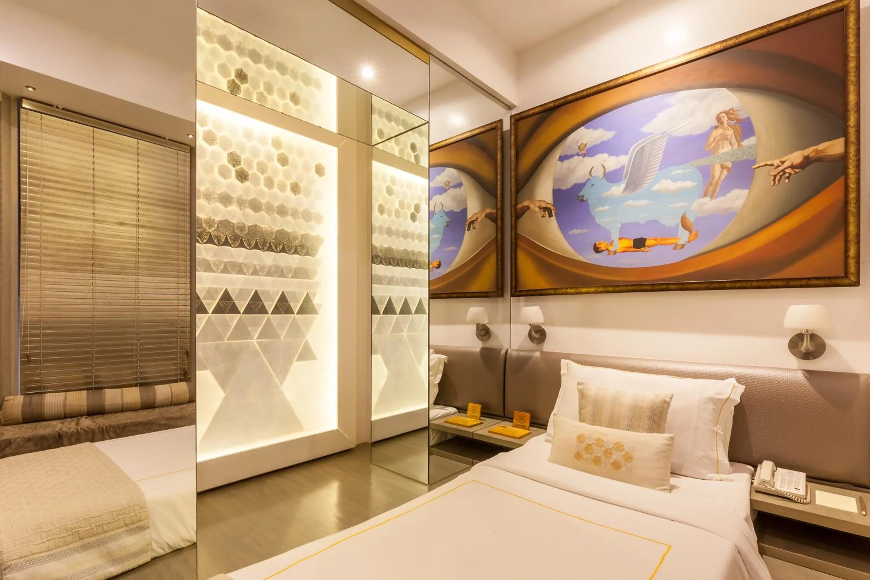 Bedroom, Bed in Le Sutra Hotel, Khar, Mumbai