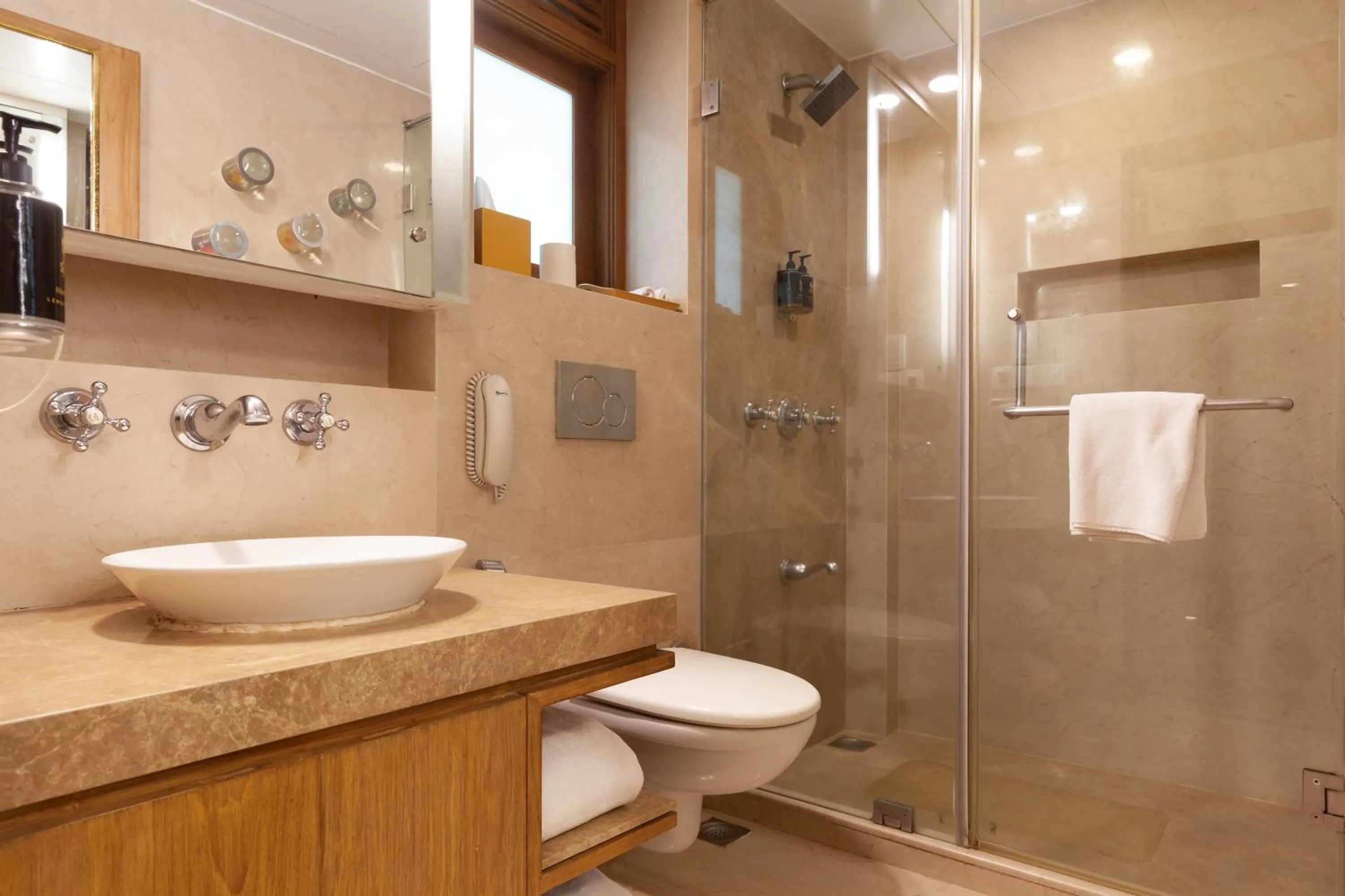 Bathroom in Le Sutra Hotel, Khar, Mumbai