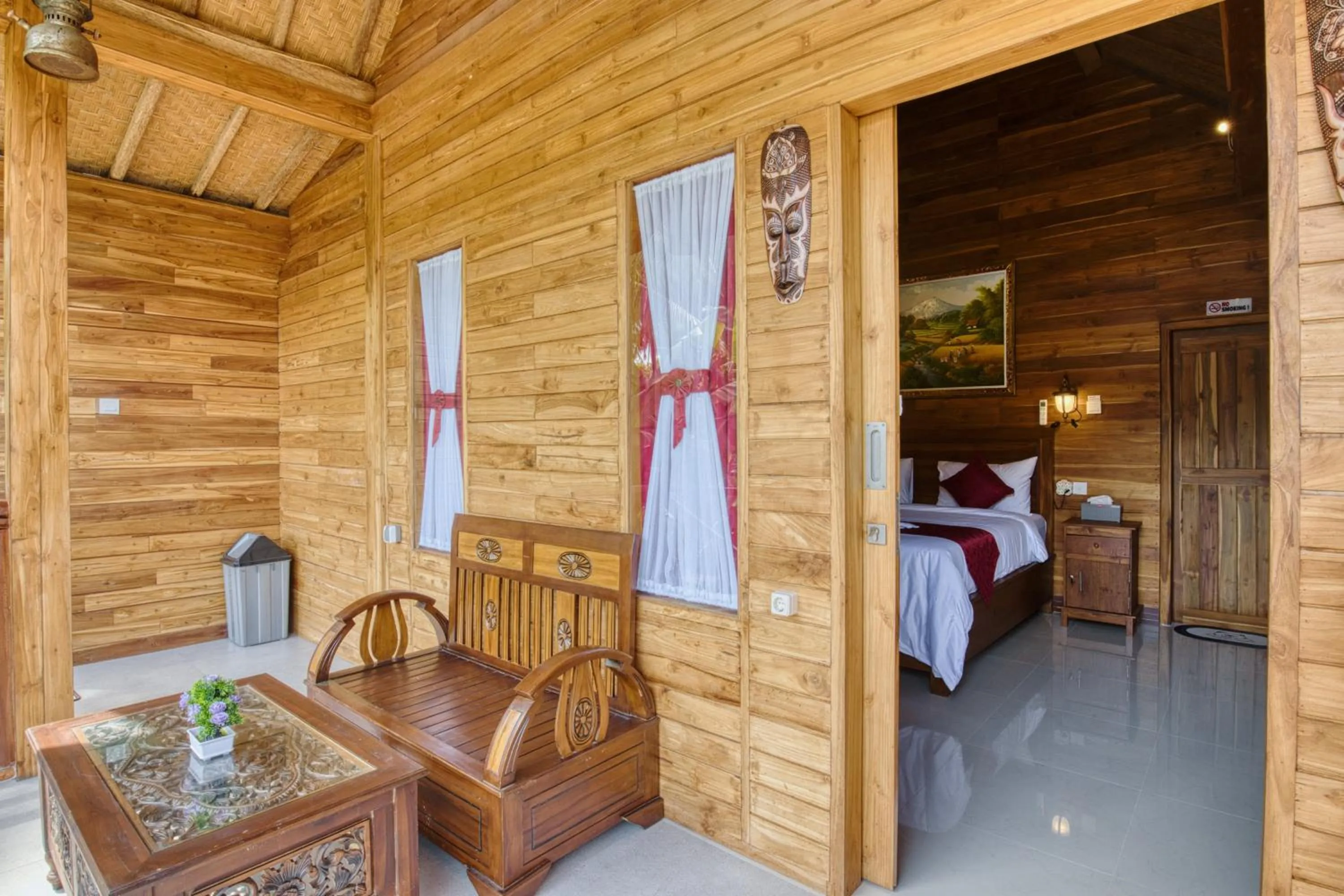 Bed in Linas Villas