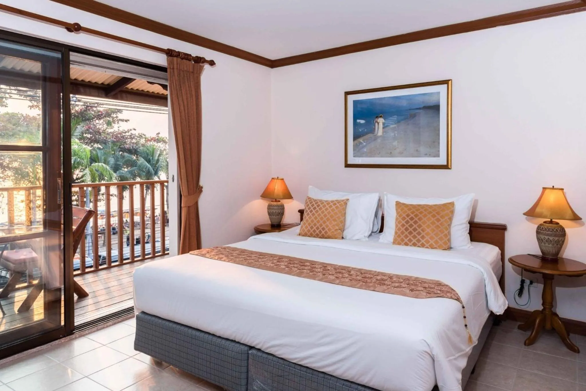 Bed in Jomtien Boathouse