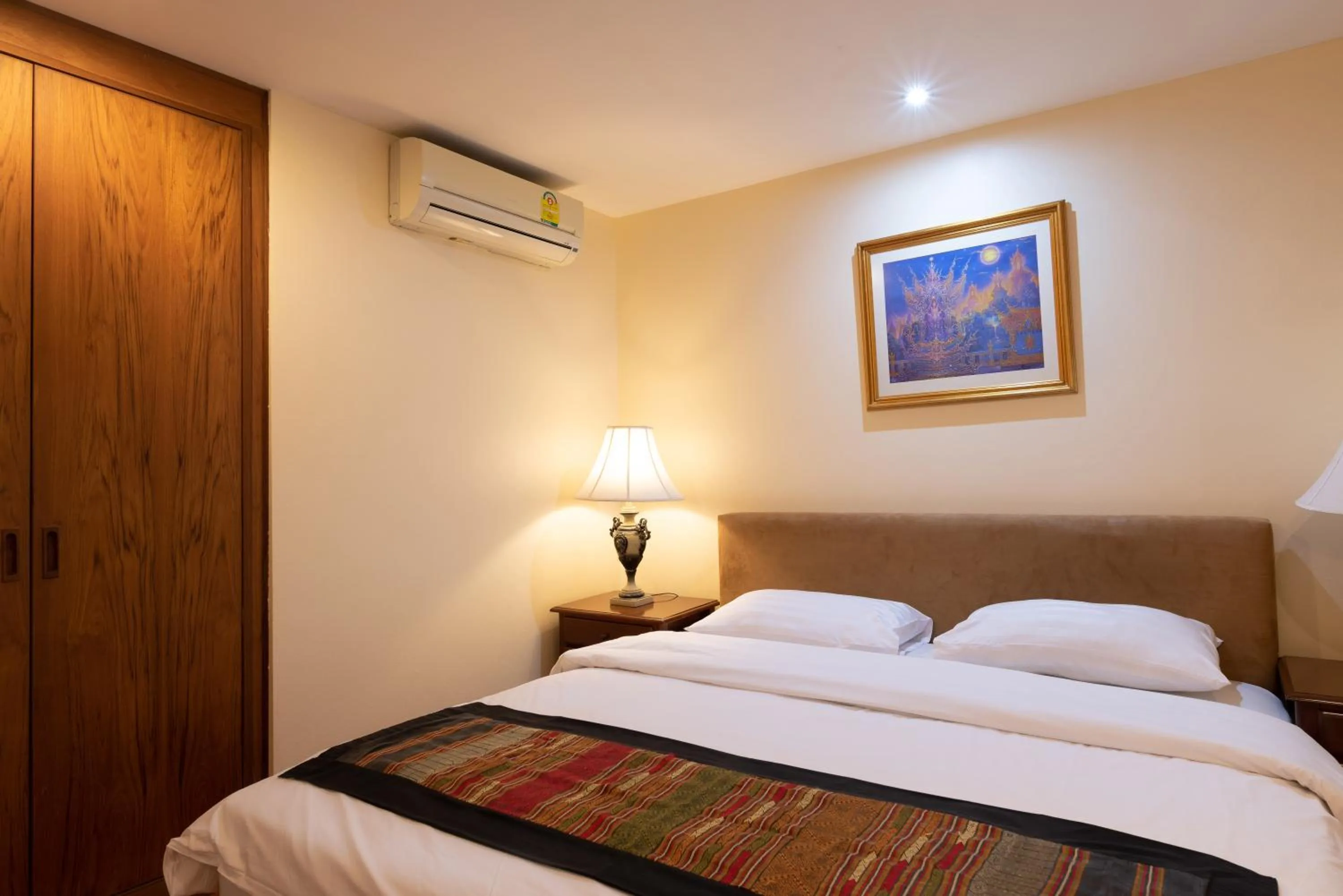 Bedroom, Bed in Jomtien Beach Residence