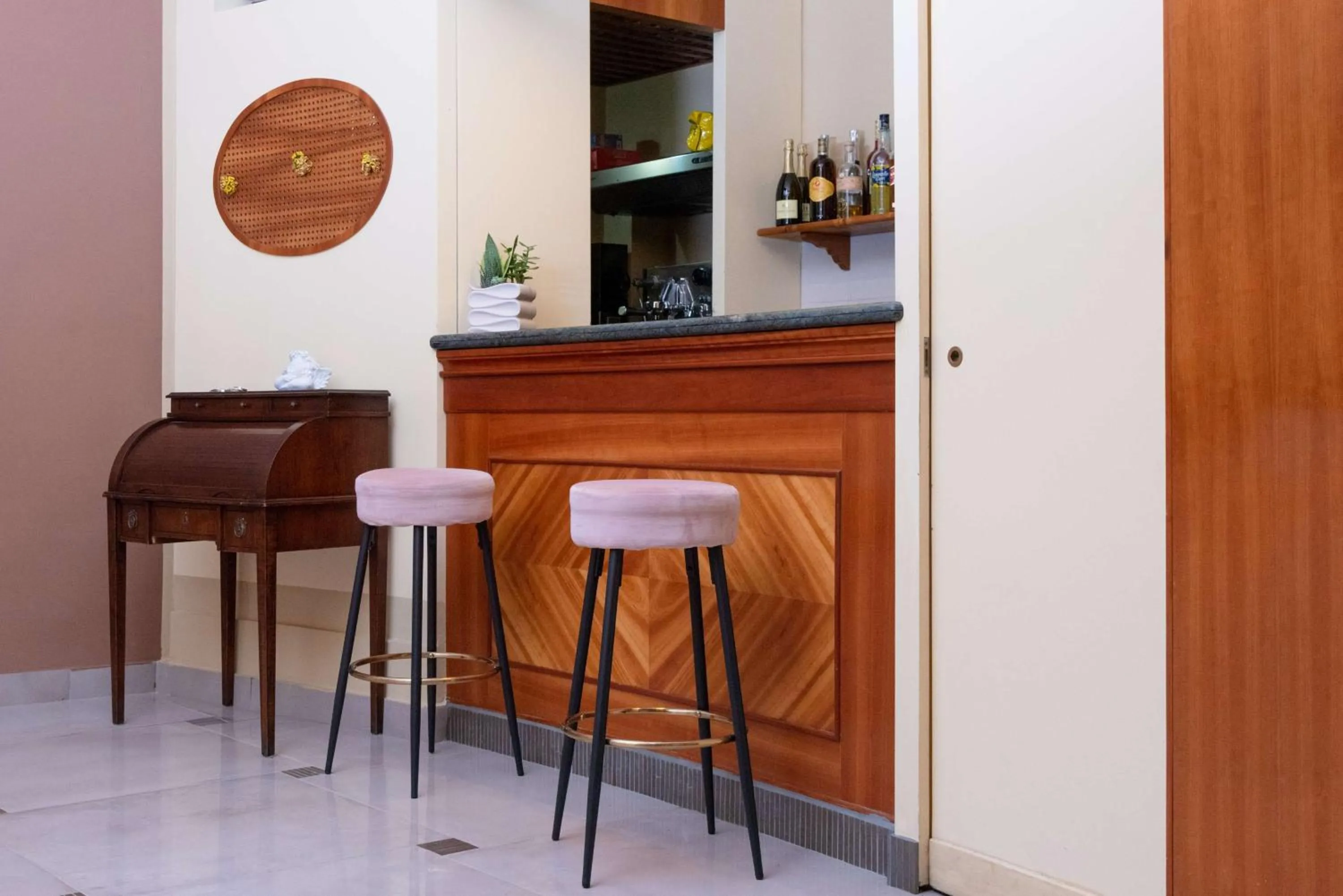 Lounge or bar in Hotel Suite Ares