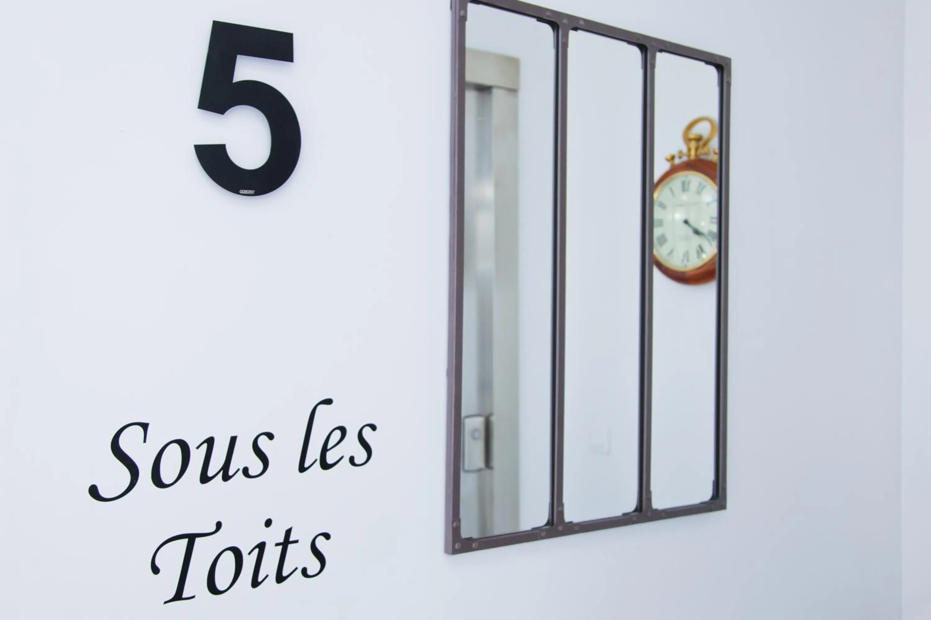 Property building in Hotel La Villa Nice Promenade