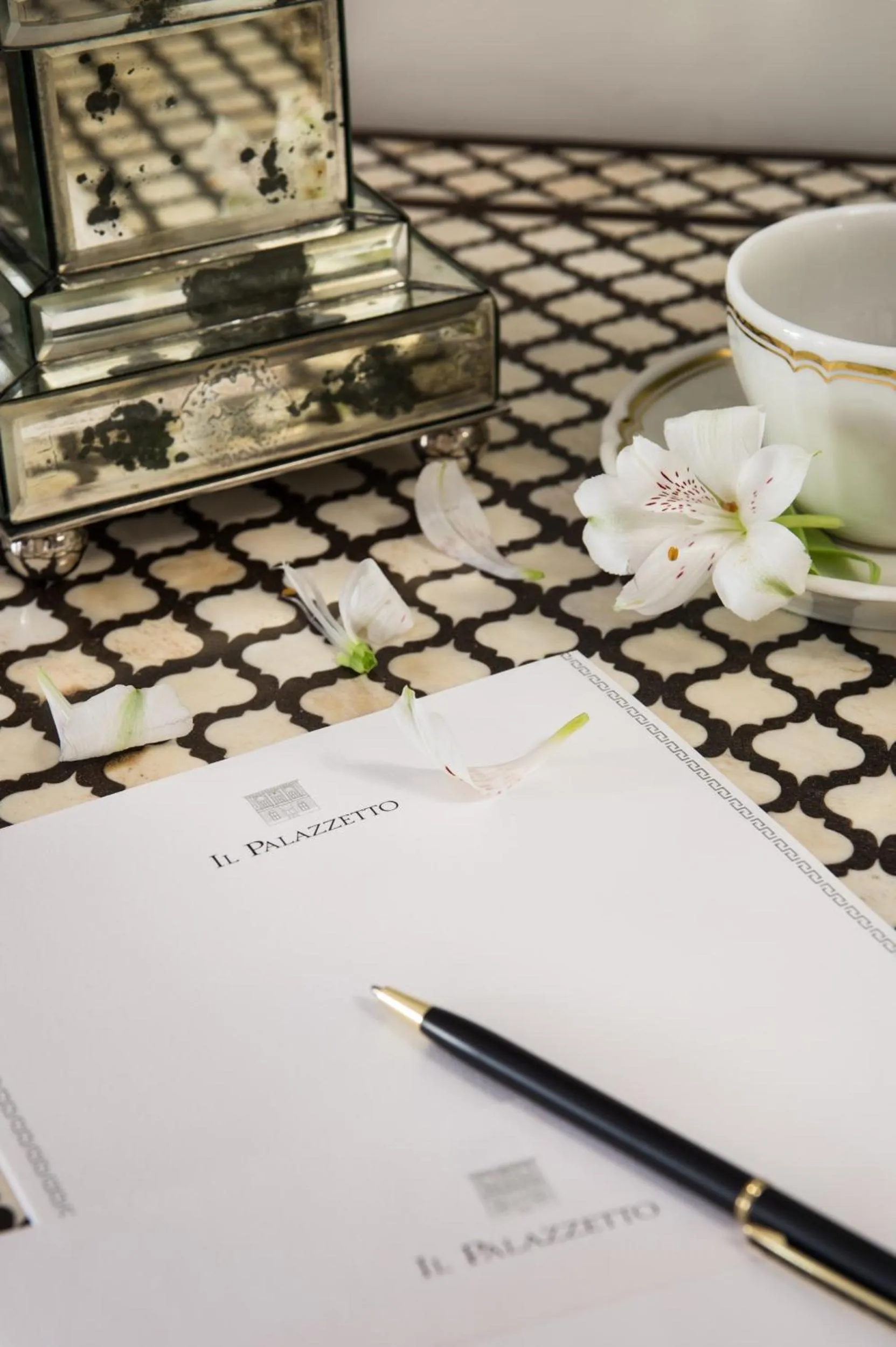 Decorative detail in Il Palazzetto