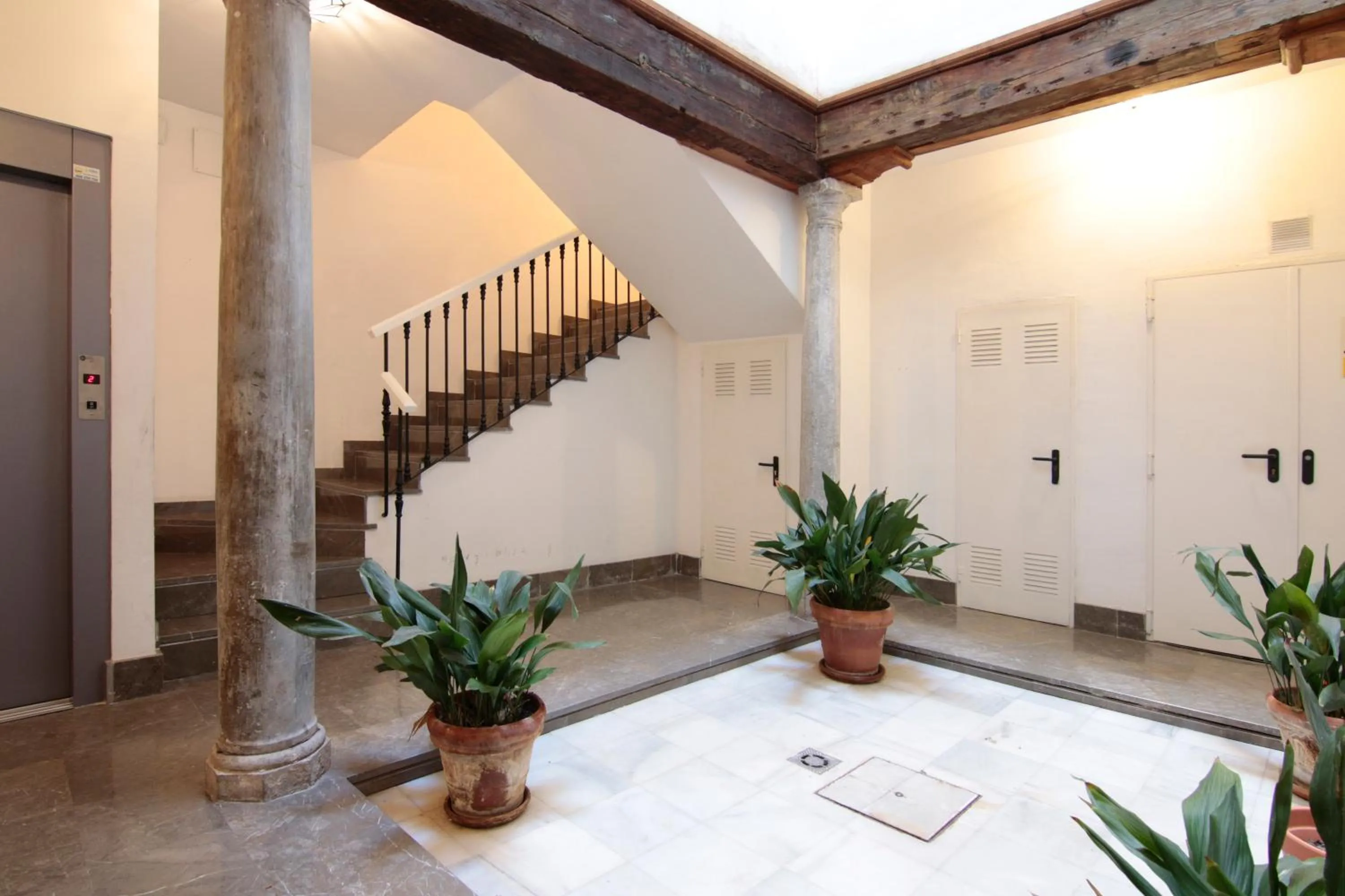 Property building in Catedral Apartment