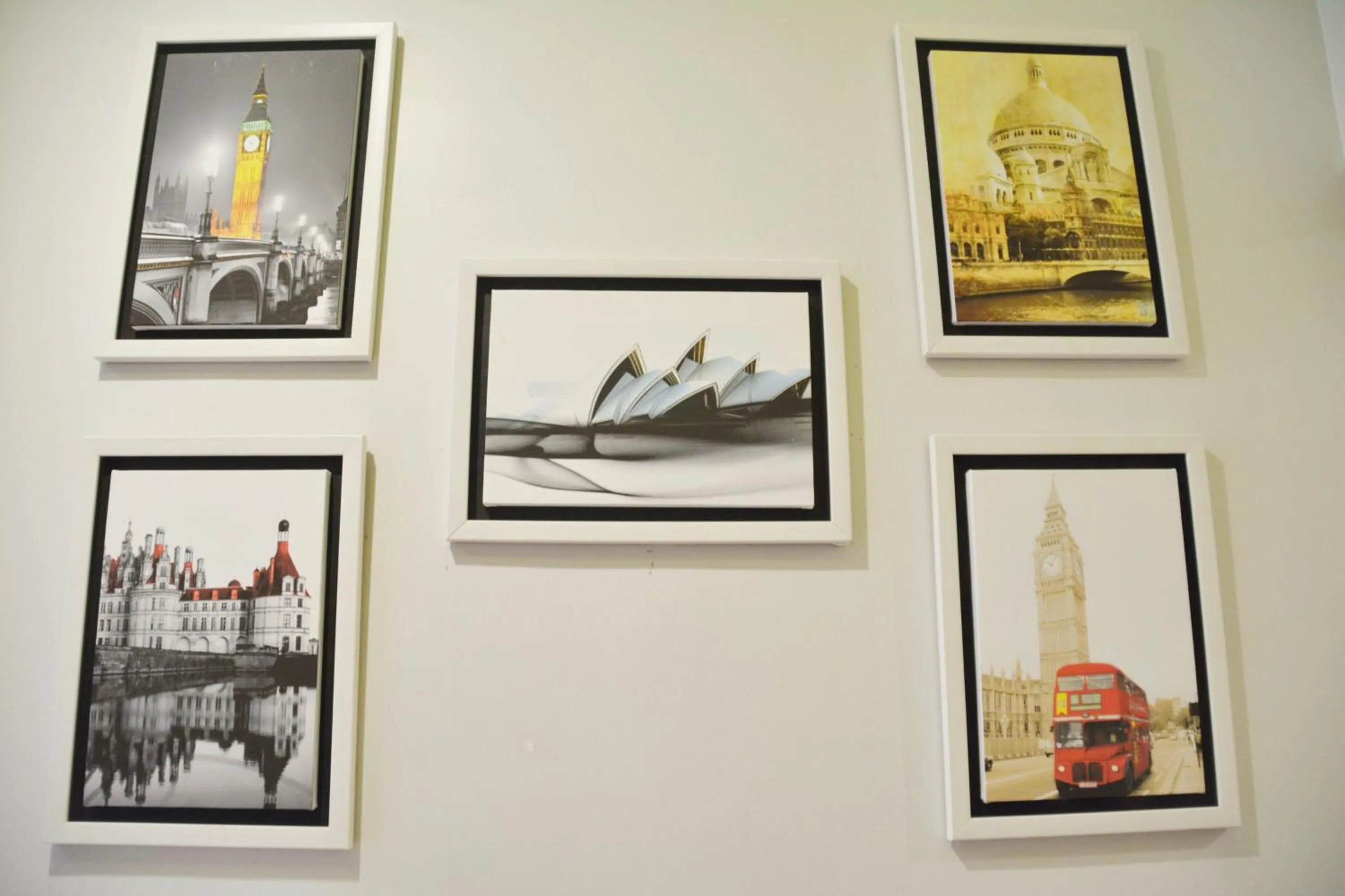 Decorative detail in Lanta Hostel