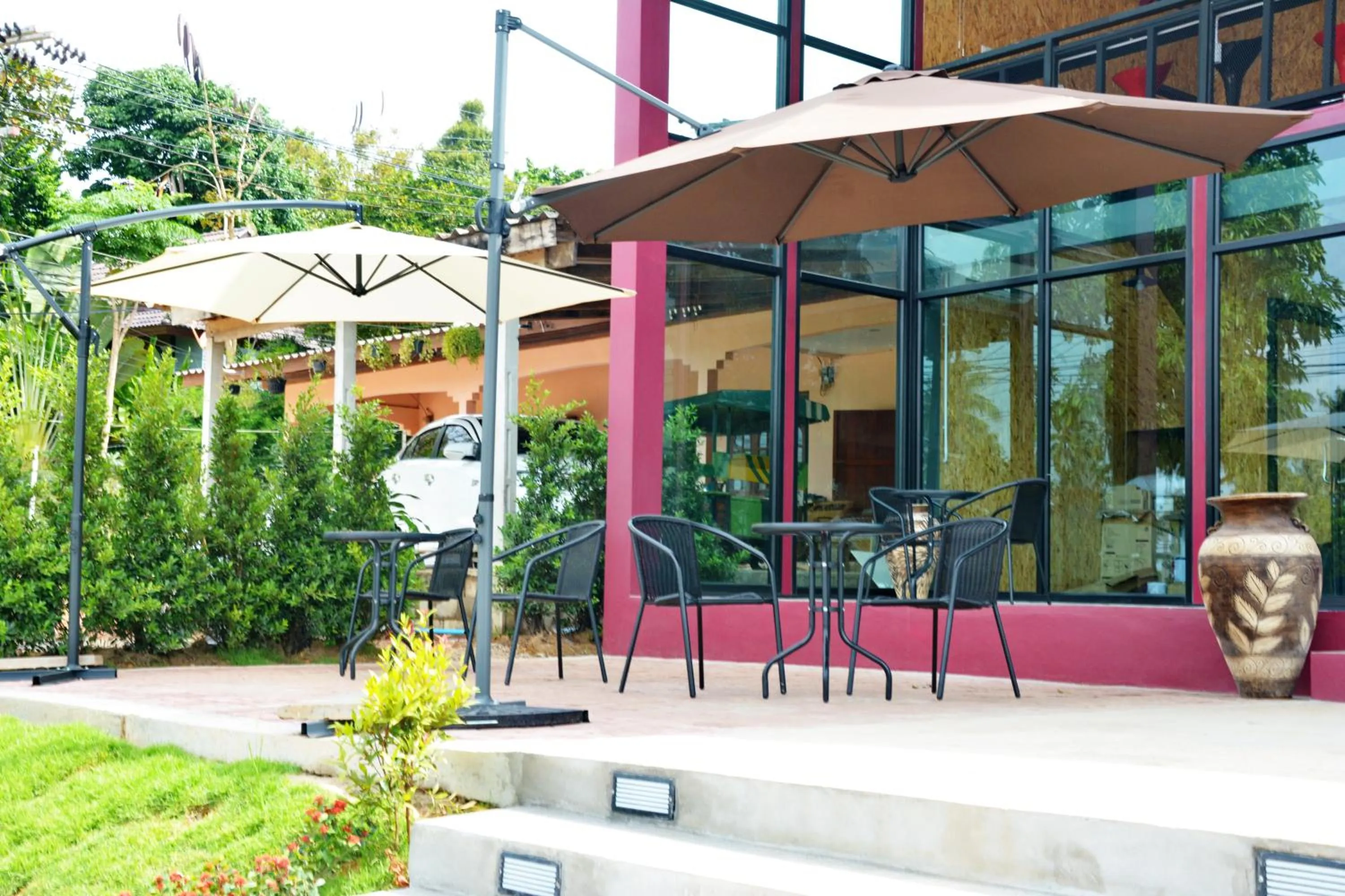 Property building in Lanta Hostel