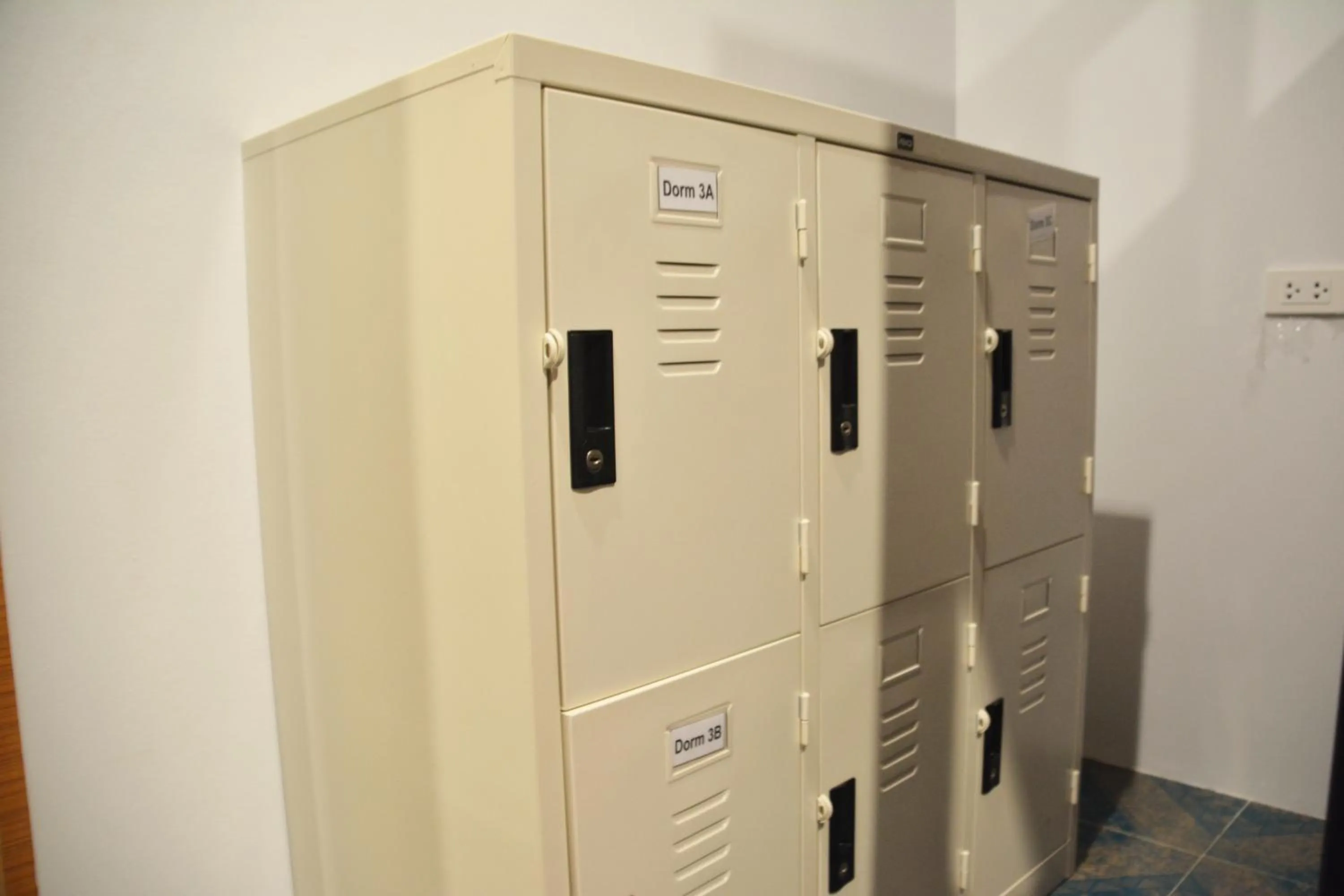 Area and facilities in Lanta Hostel