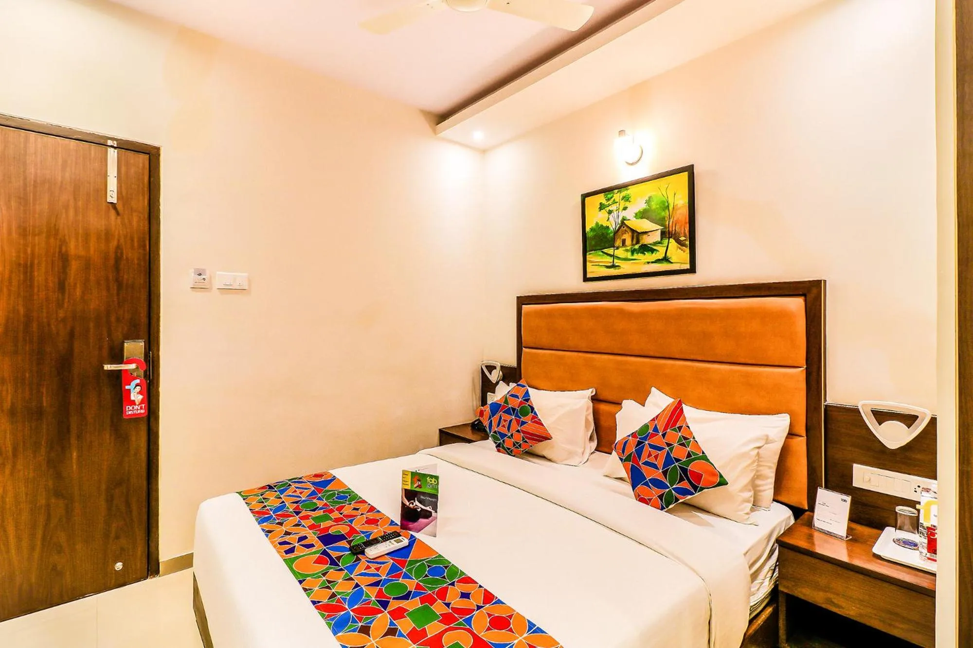 Photo of the whole room, Bed in FabHotel Admiral - Nr Mumbai International Airport