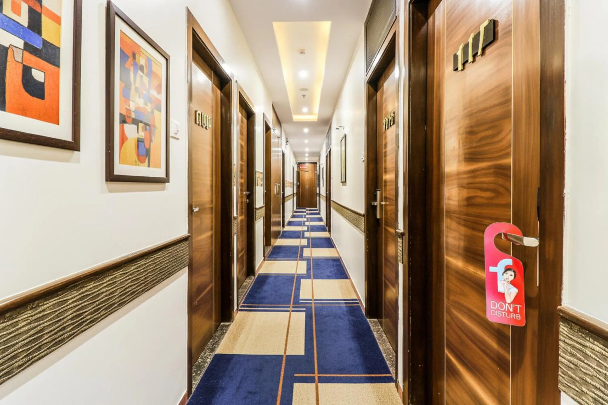 Lobby or reception in FabHotel Admiral - Nr Mumbai International Airport