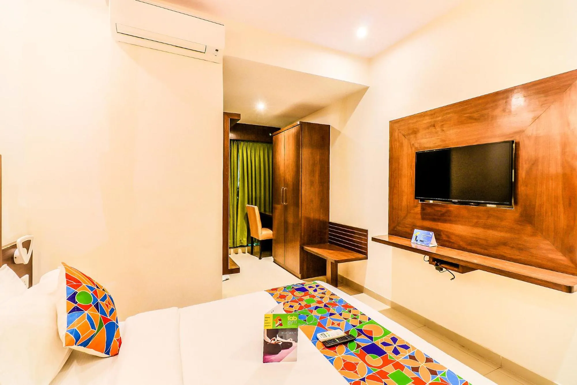 TV and multimedia in FabHotel Admiral - Nr Mumbai International Airport