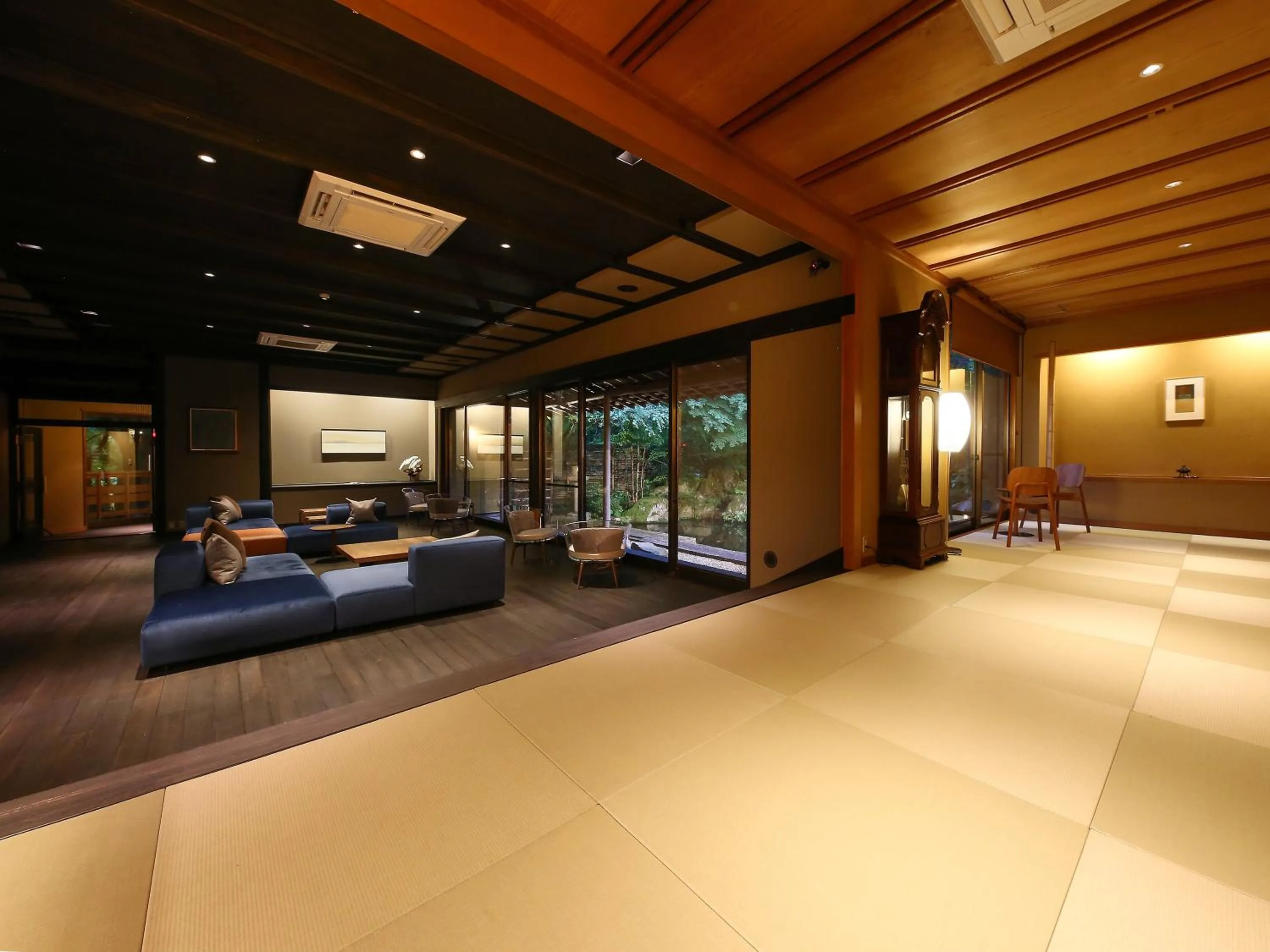 Lobby or reception in Kyousen