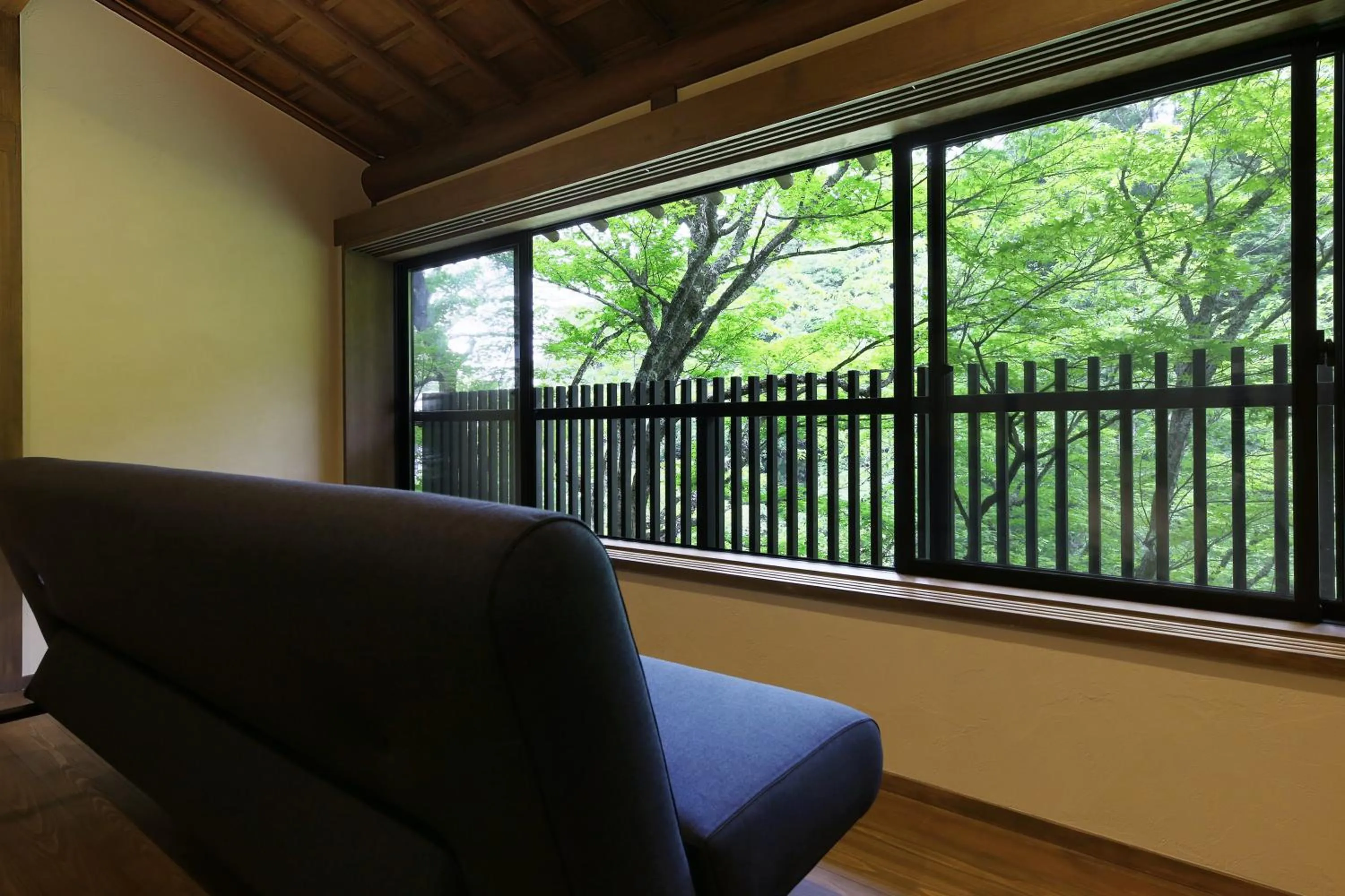 Photo of the whole room in Kyousen