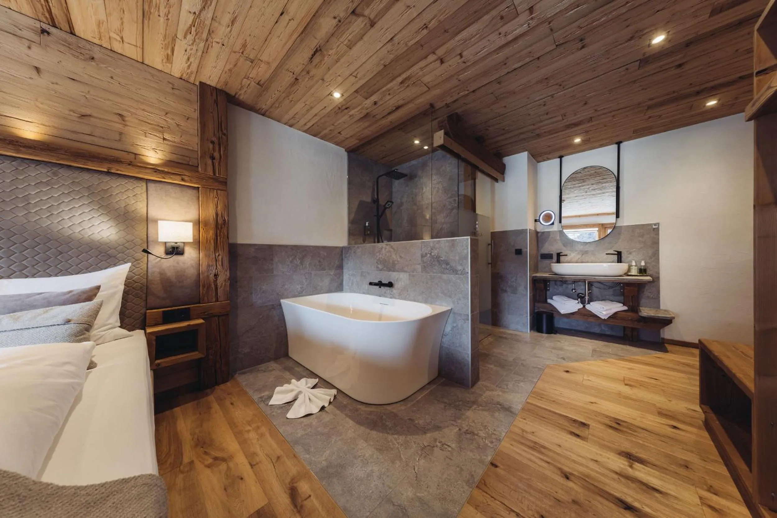 Photo of the whole room, Bed in Genusshotel Vermala Montafon