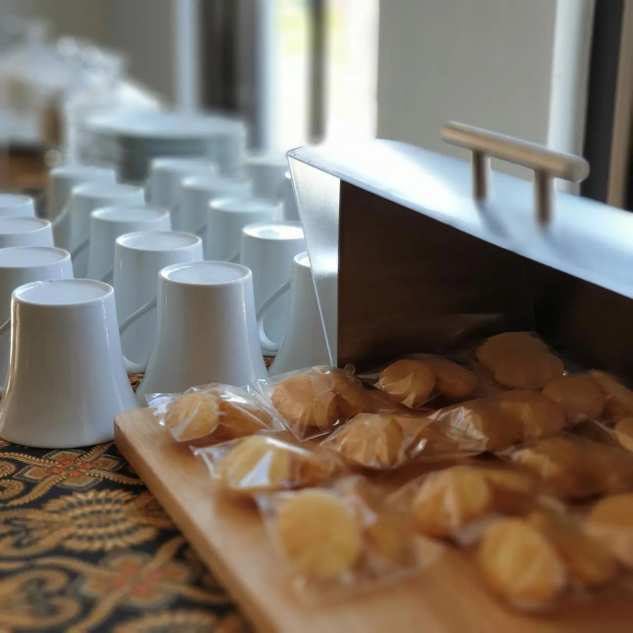 Restaurant/places to eat in Hotel Griya Wijaya