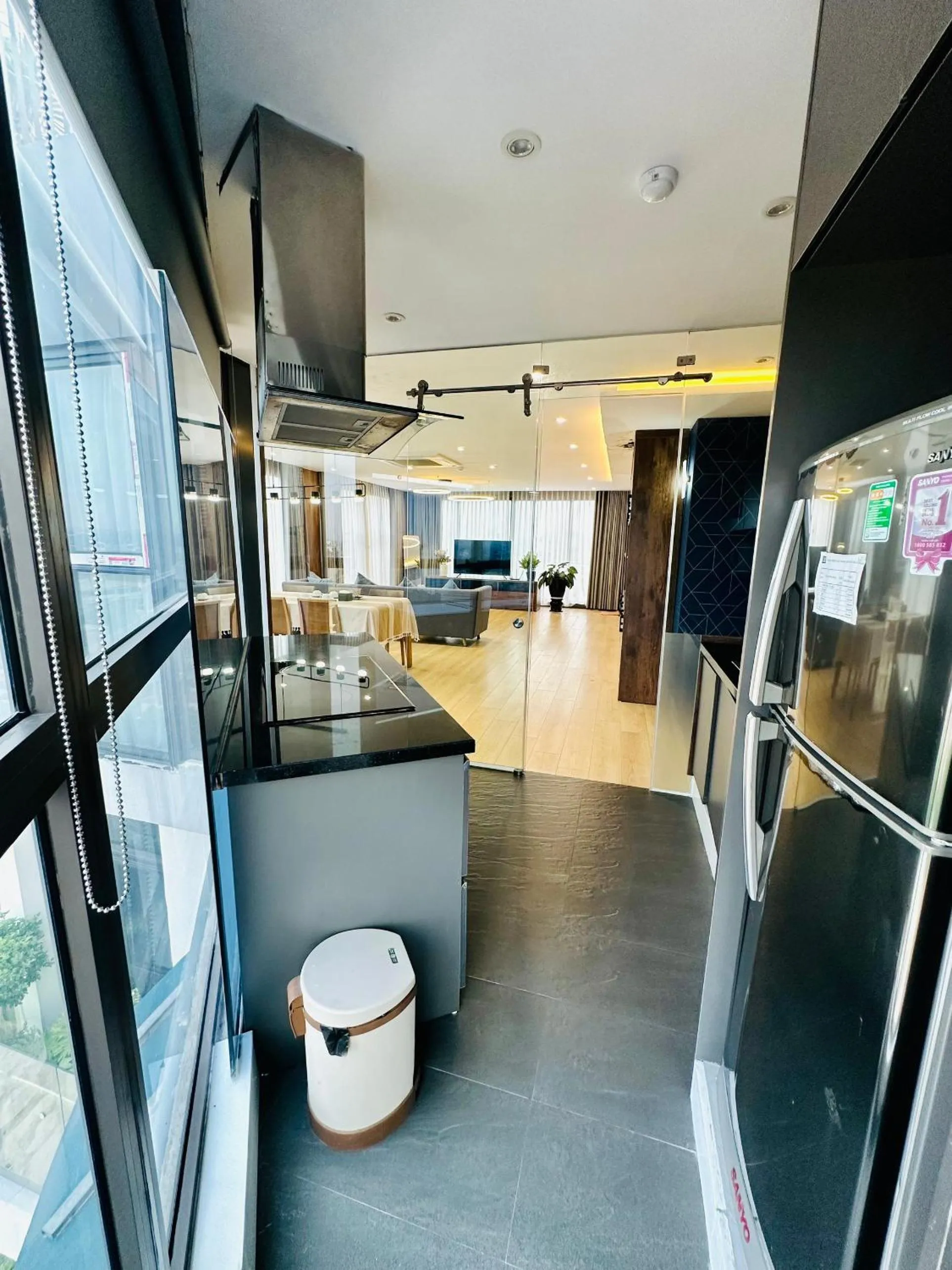 Kitchen or kitchenette in Ficus Suites