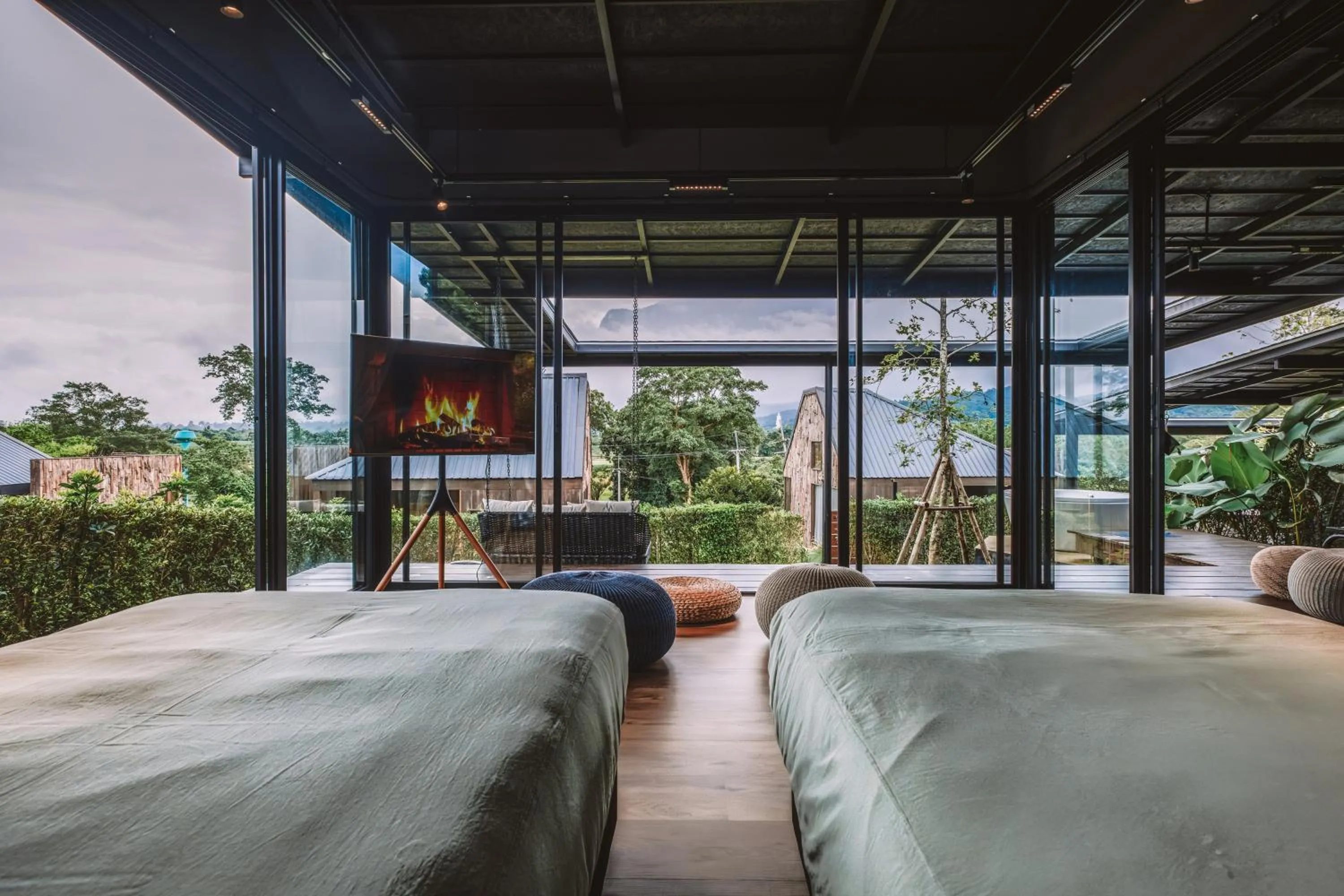 TV and multimedia, Bed in The CAMPIAN