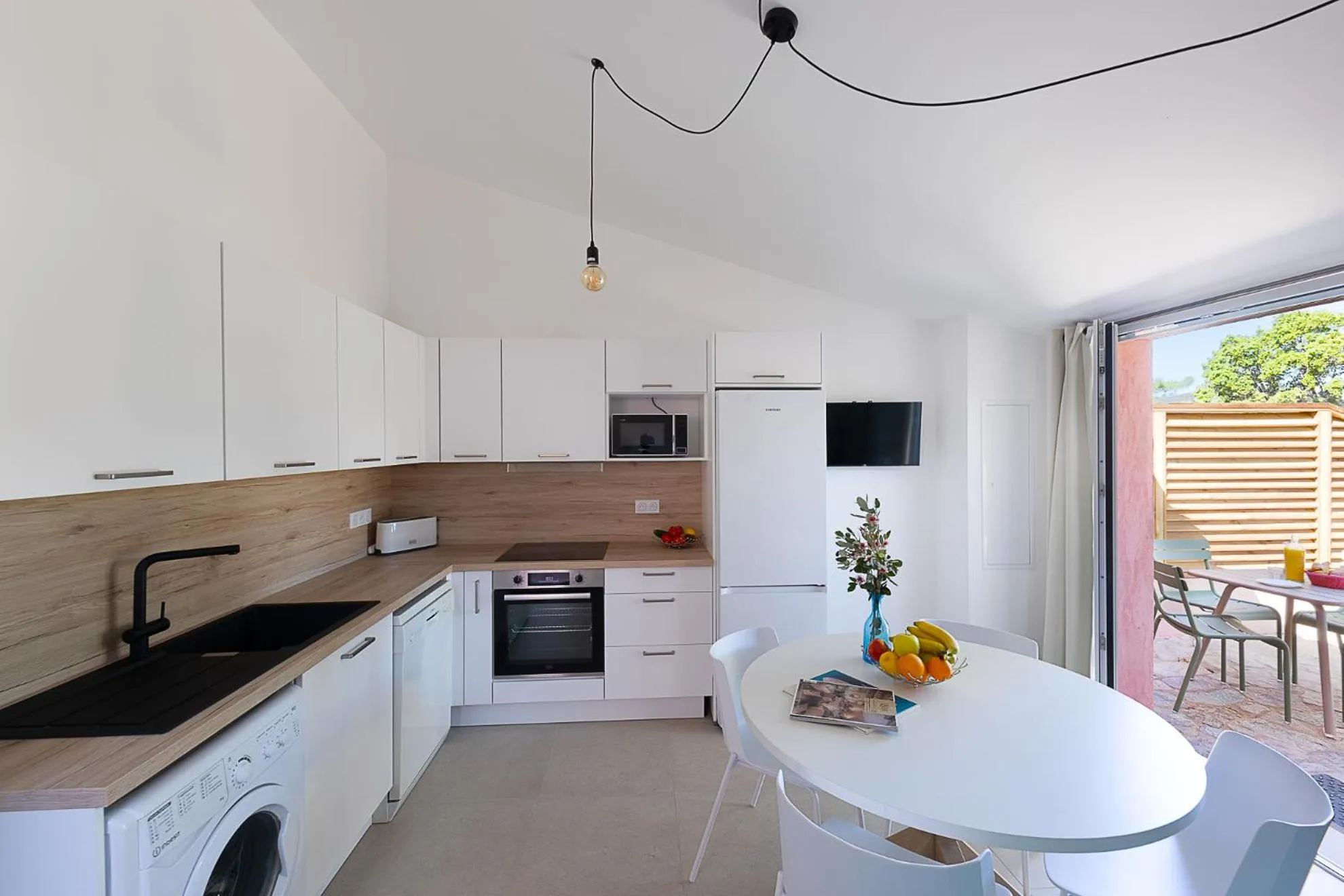 kitchen in Résidence Marina Di Santa Giulia