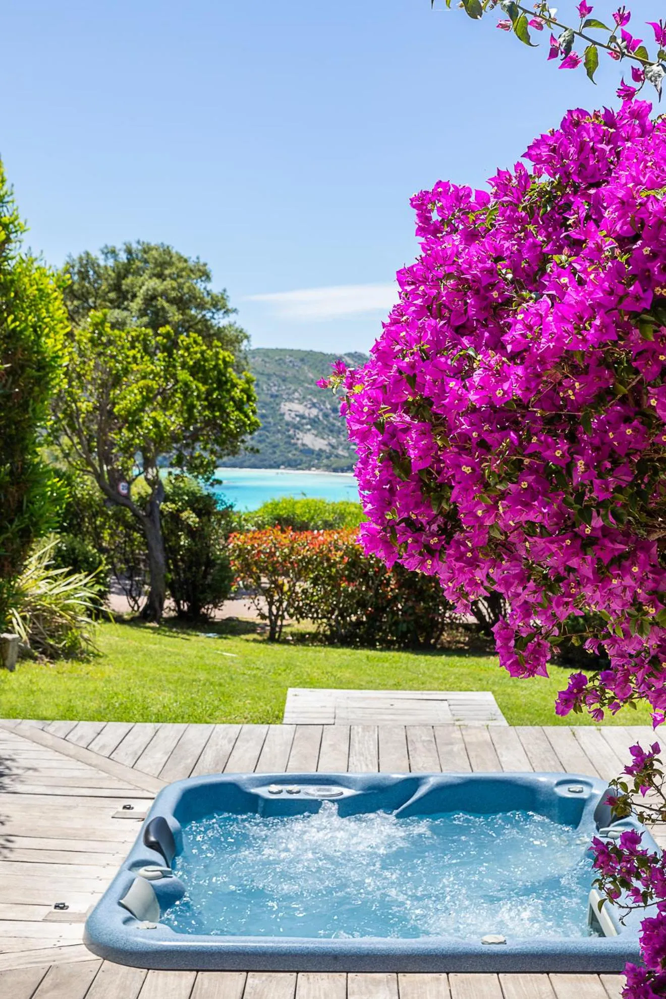 Hot Tub in Résidence Marina Di Santa Giulia