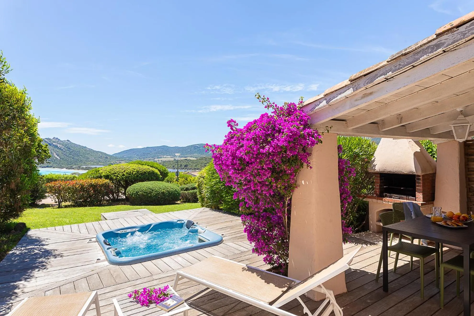 Patio in Résidence Marina Di Santa Giulia