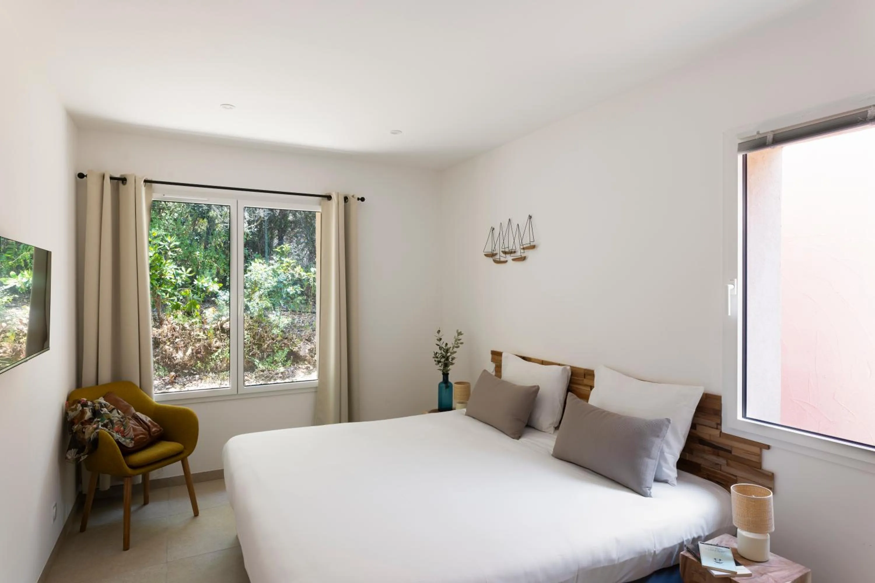 Bed in Résidence Marina Di Santa Giulia