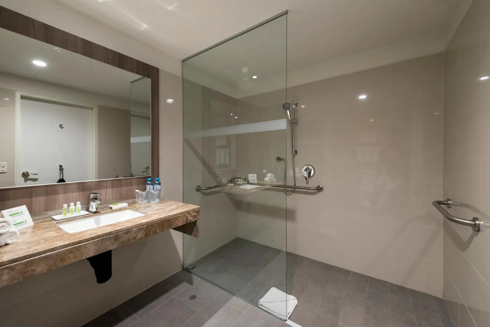 Bathroom in Holiday Inn - Lima Airport by IHG