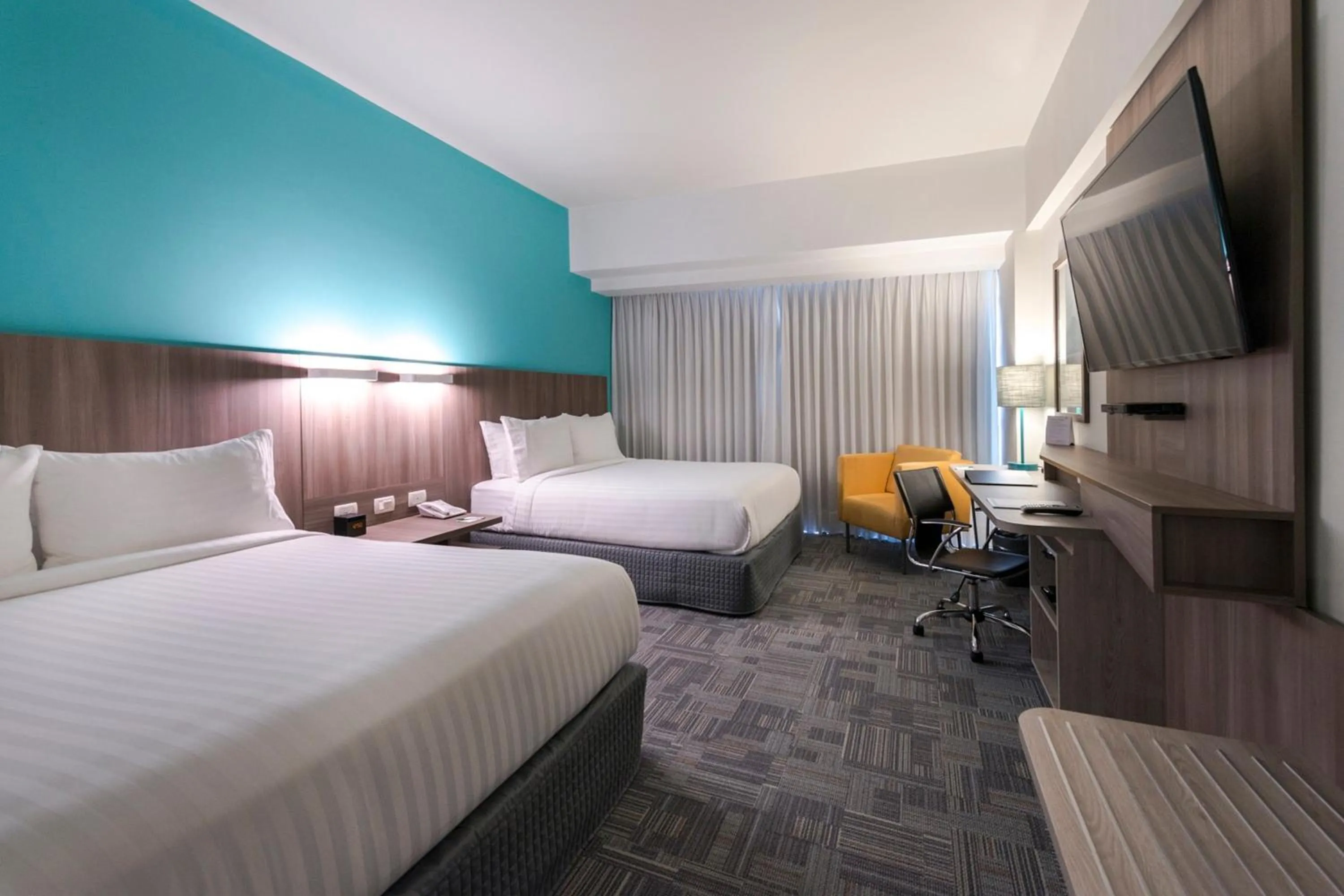Photo of the whole room, Bed in Holiday Inn - Lima Airport by IHG