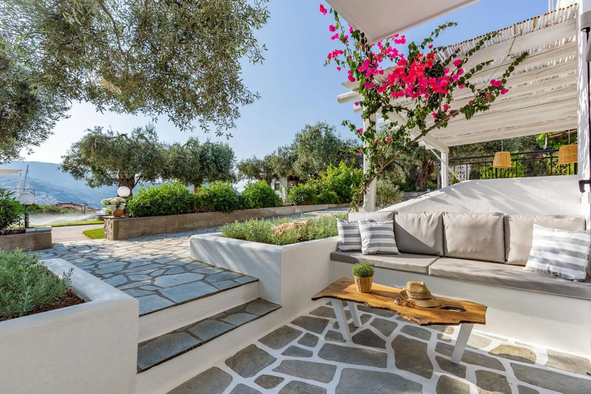 Evlalia Studios & Villas