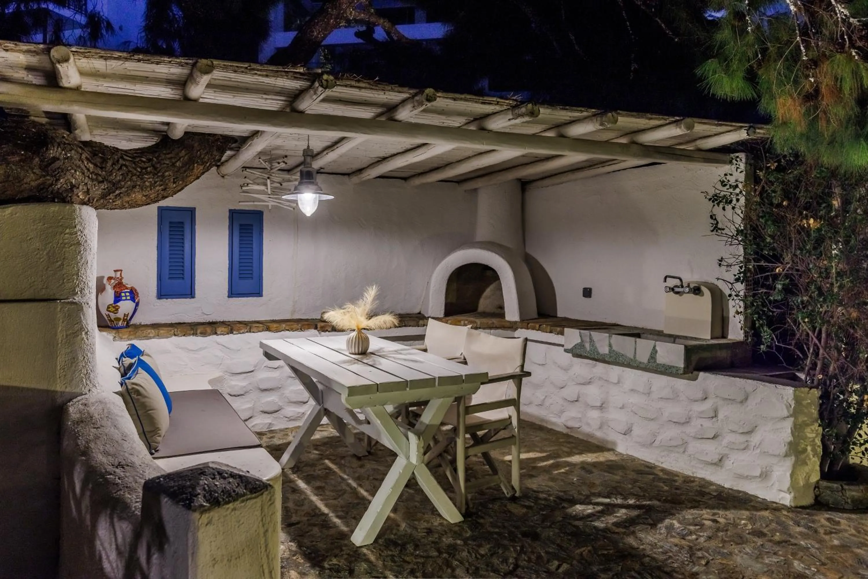 Evlalia Studios & Villas