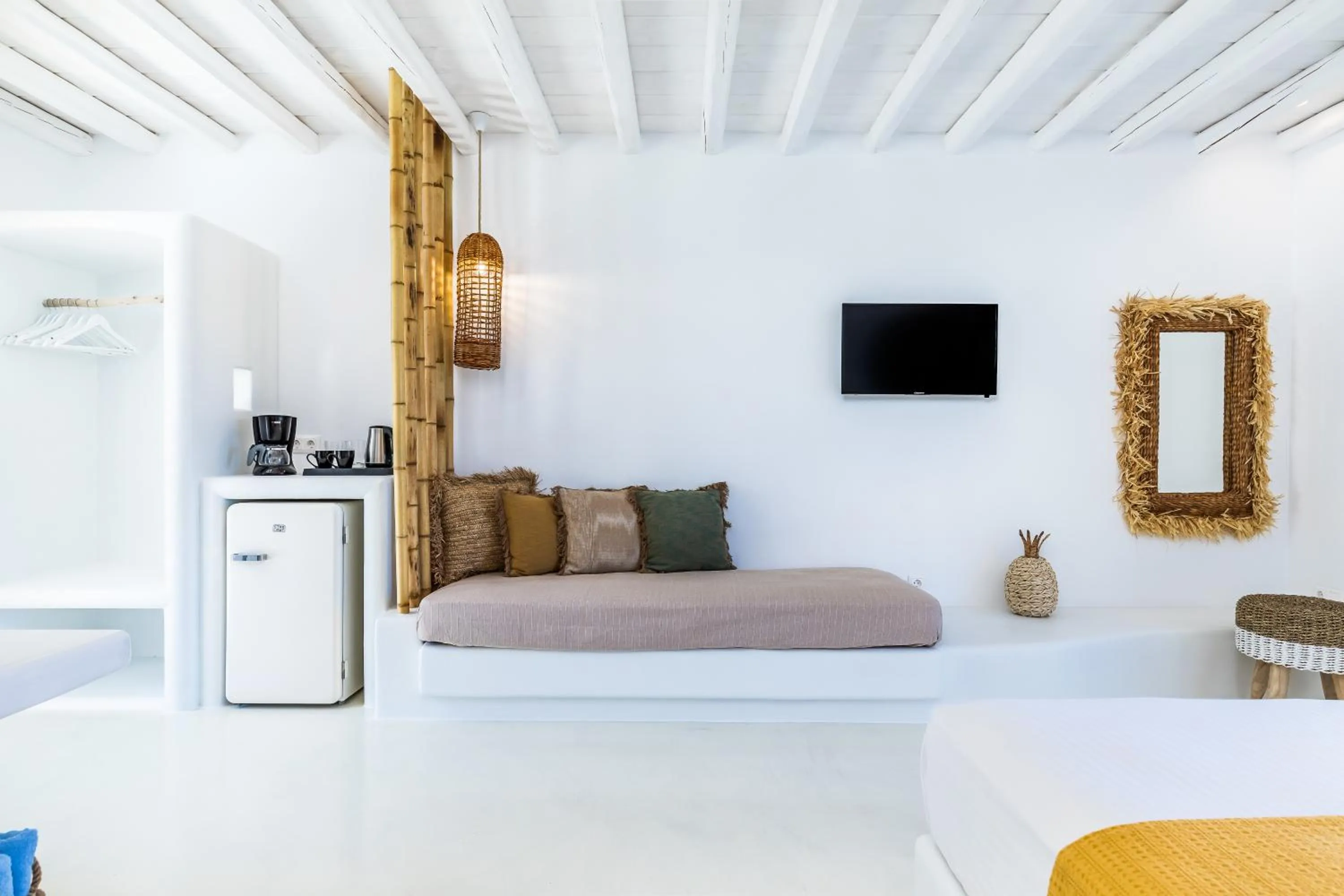 Bed in Evlalia Studios & Villas