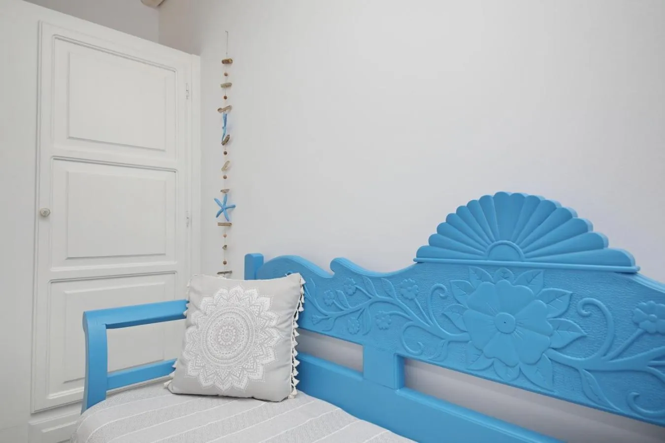 Seating area, Bed in Evlalia Studios & Villas