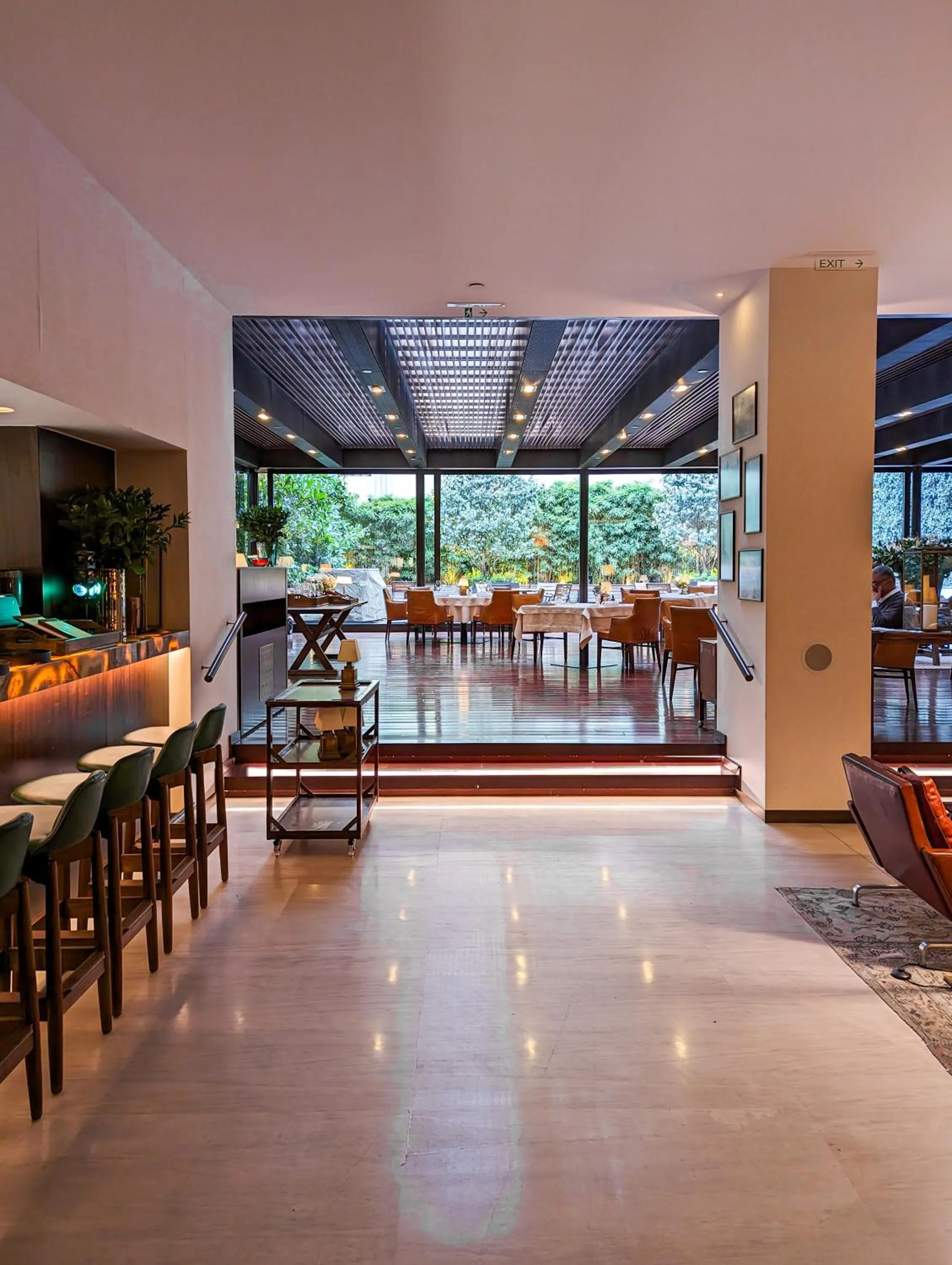 Restaurant/places to eat in Square Nine Hotel Belgrade-The Leading Hotels of The World