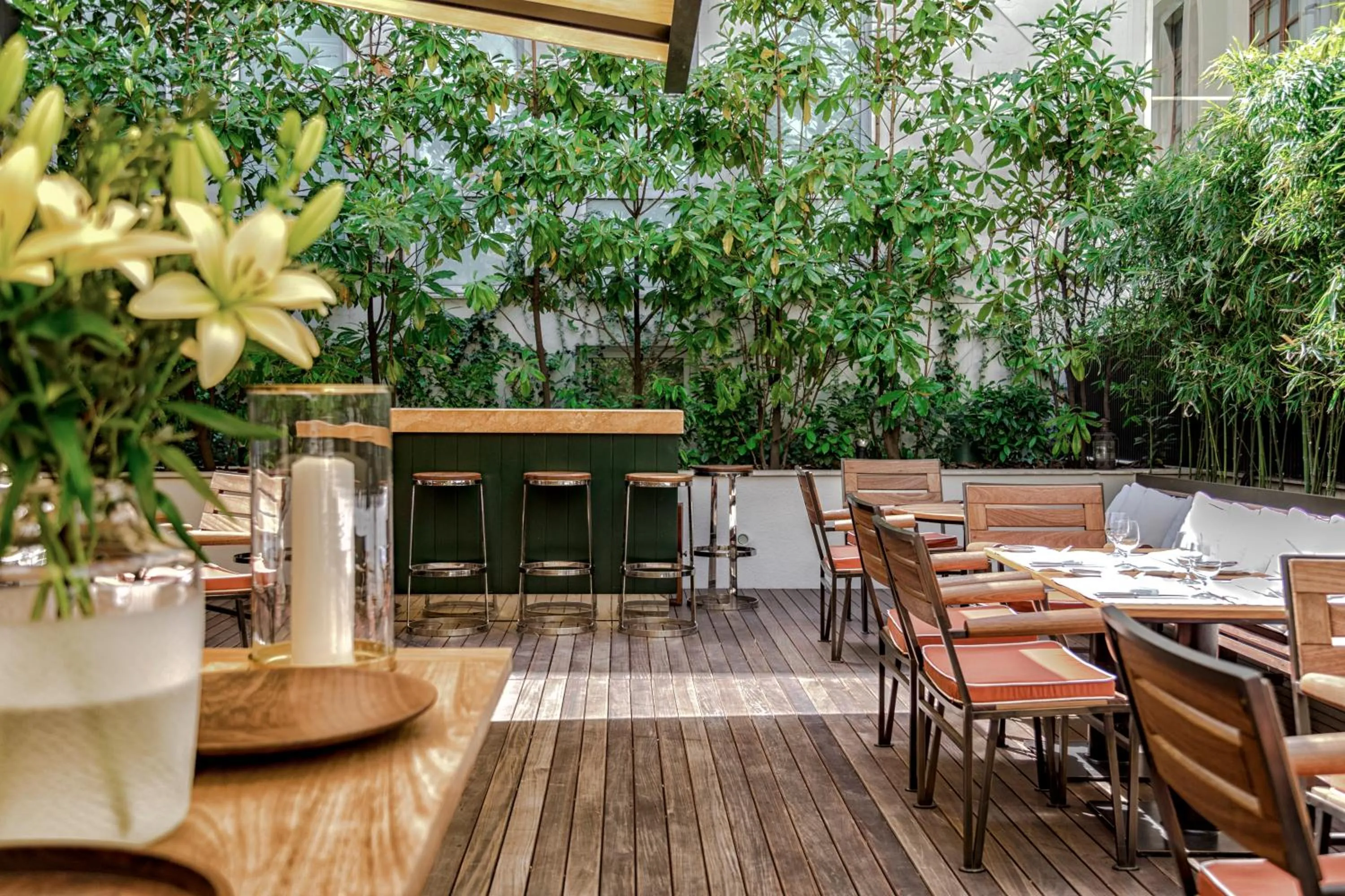 Restaurant/places to eat in Square Nine Hotel Belgrade-The Leading Hotels of The World