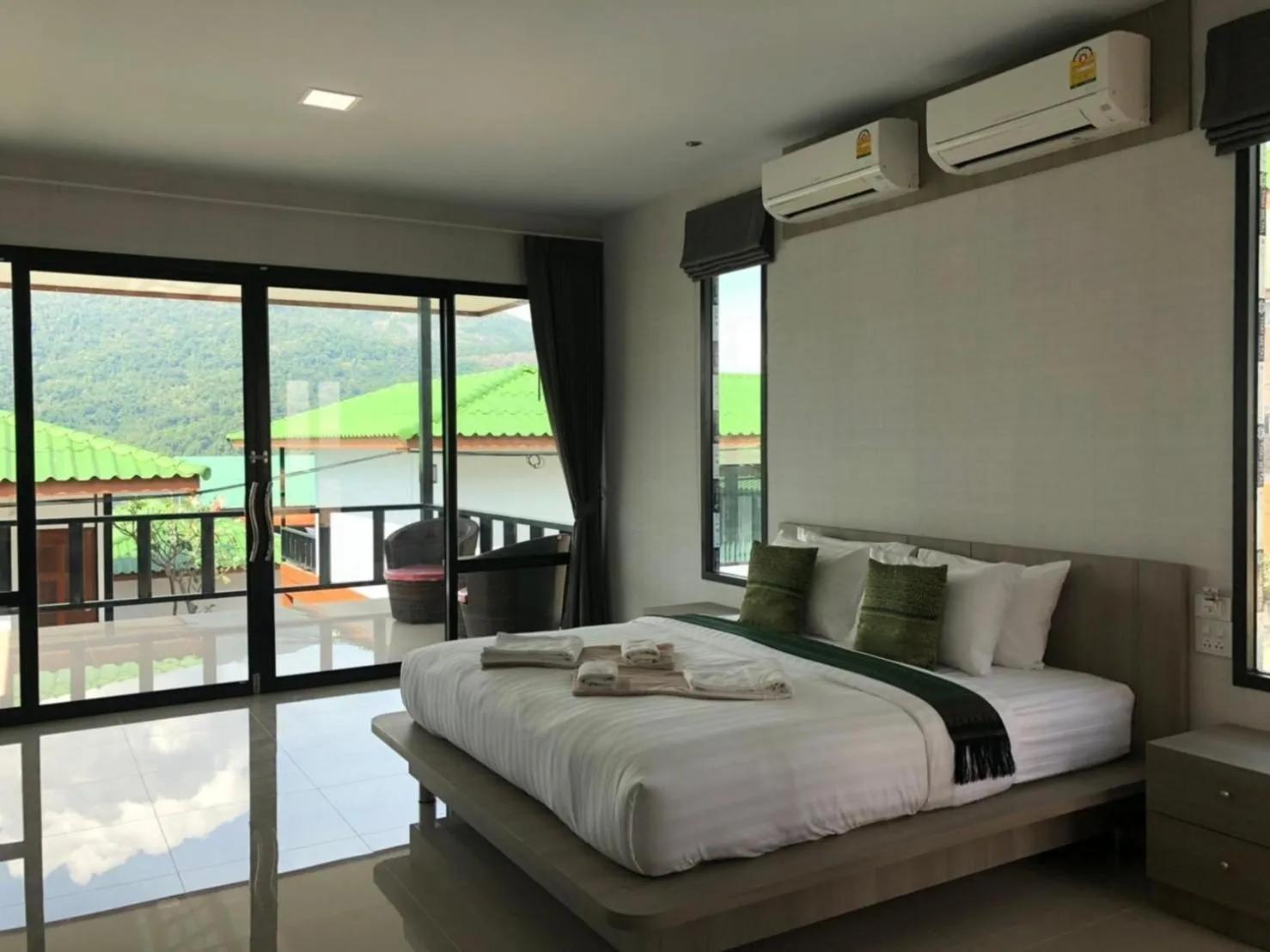 Bed in Mountain Resort Koh Lipe