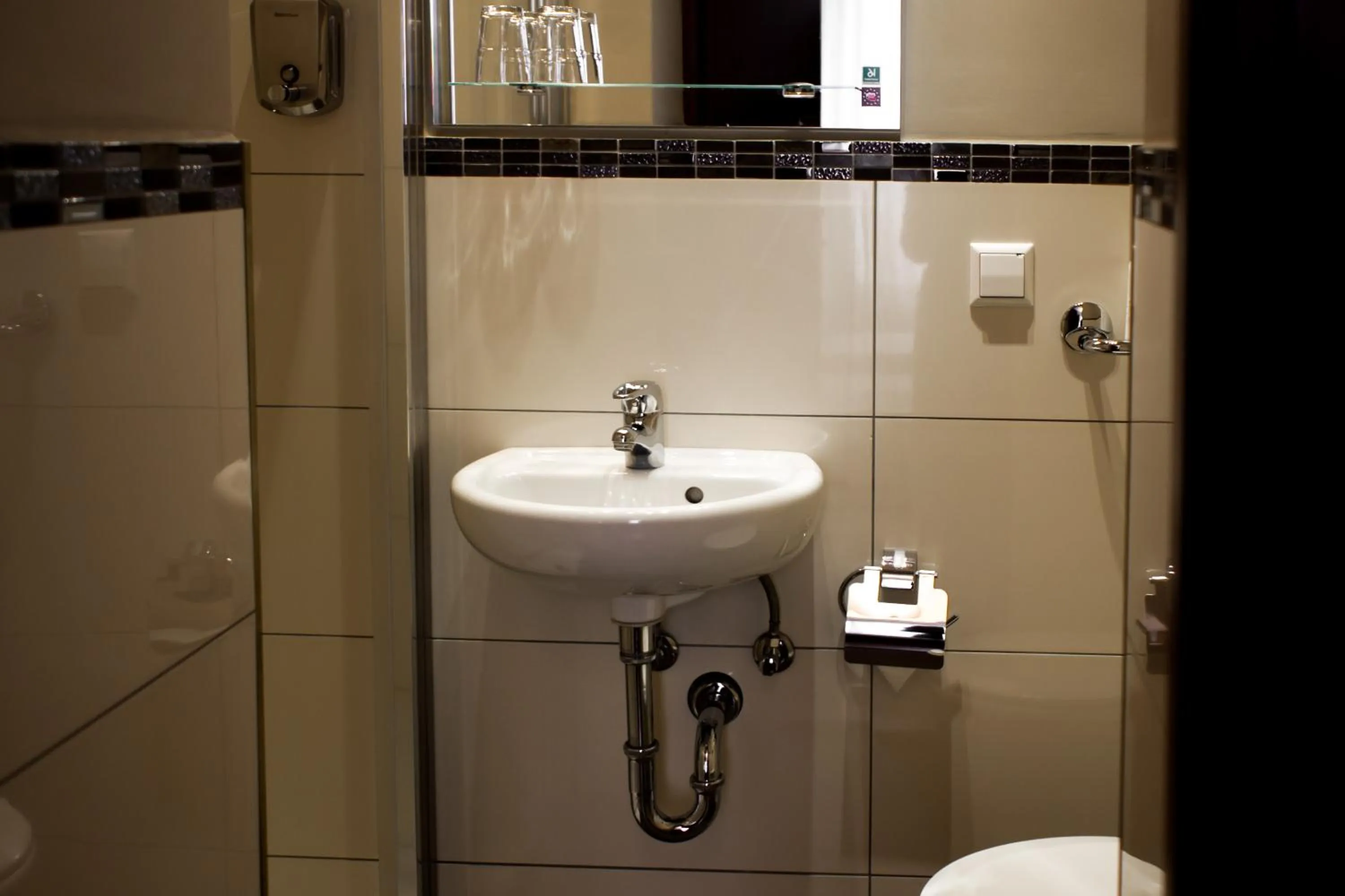 Bathroom in Merite Hotels Hamburg Altona GmbH