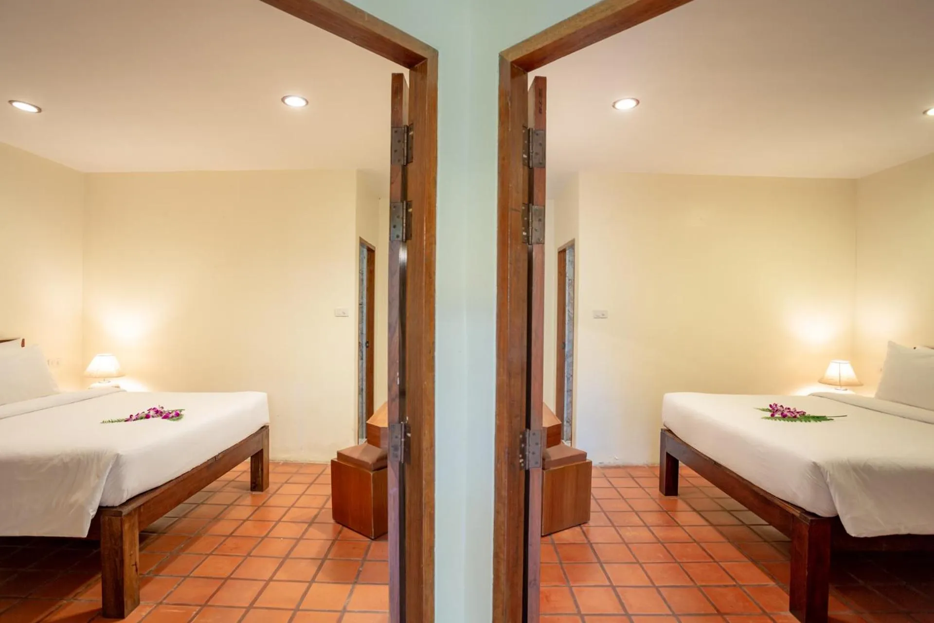 Bed in Bangtao Village Resort - SHA